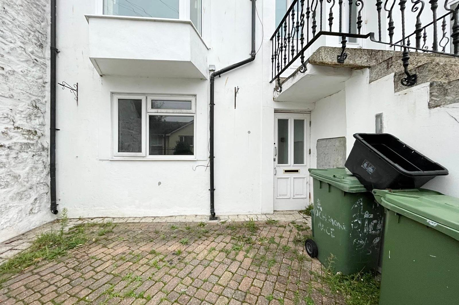 Apartment 1, 2 Richmond Place,, St. Ives, Cornwall,, TR26 1JN
