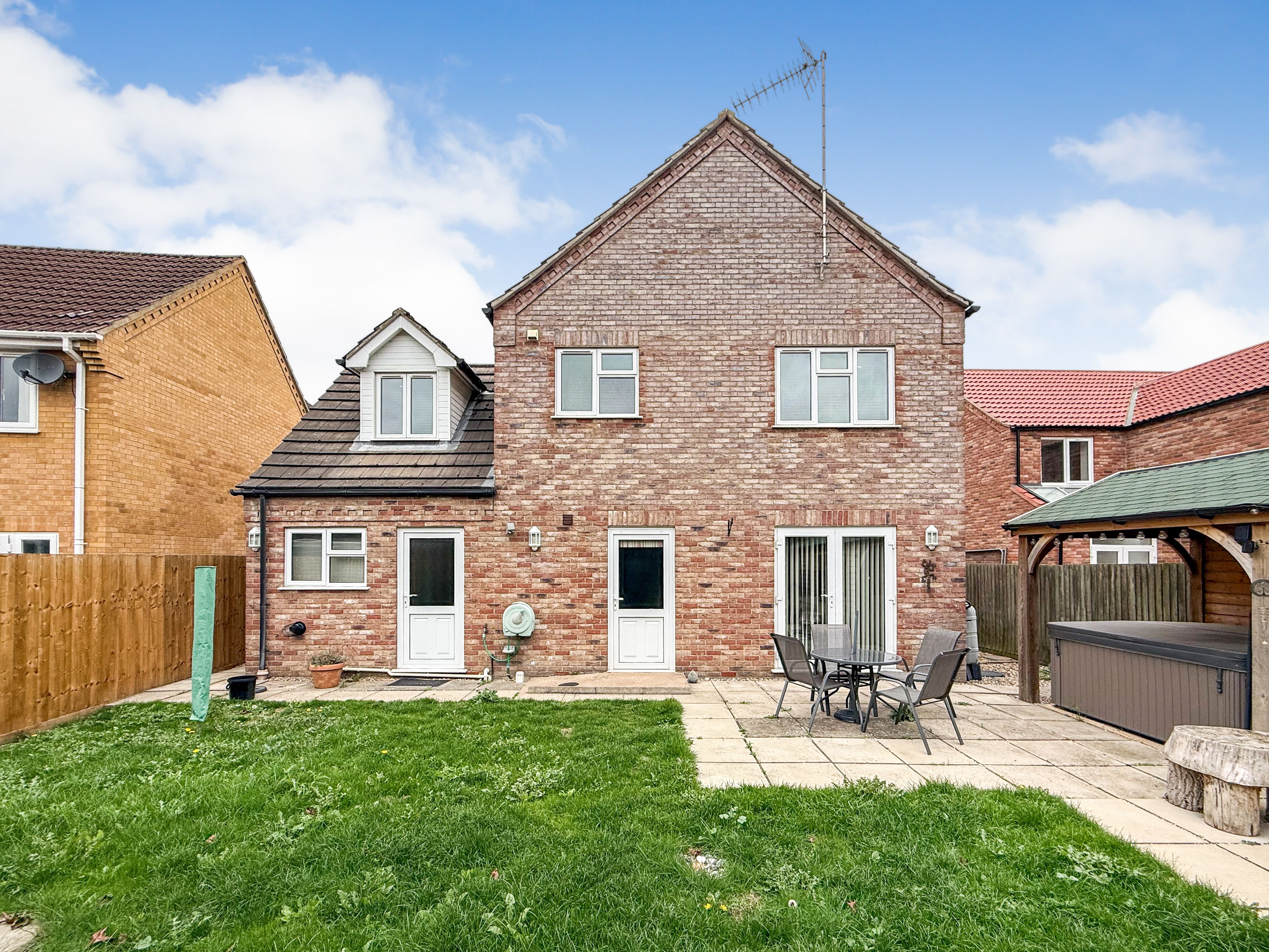 52 Back Road, Wisbech, PE13 4JW