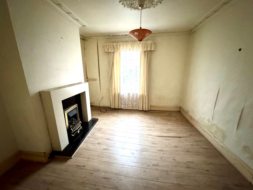 19, Peel Terrace,, Stafford,, ST16 3HA