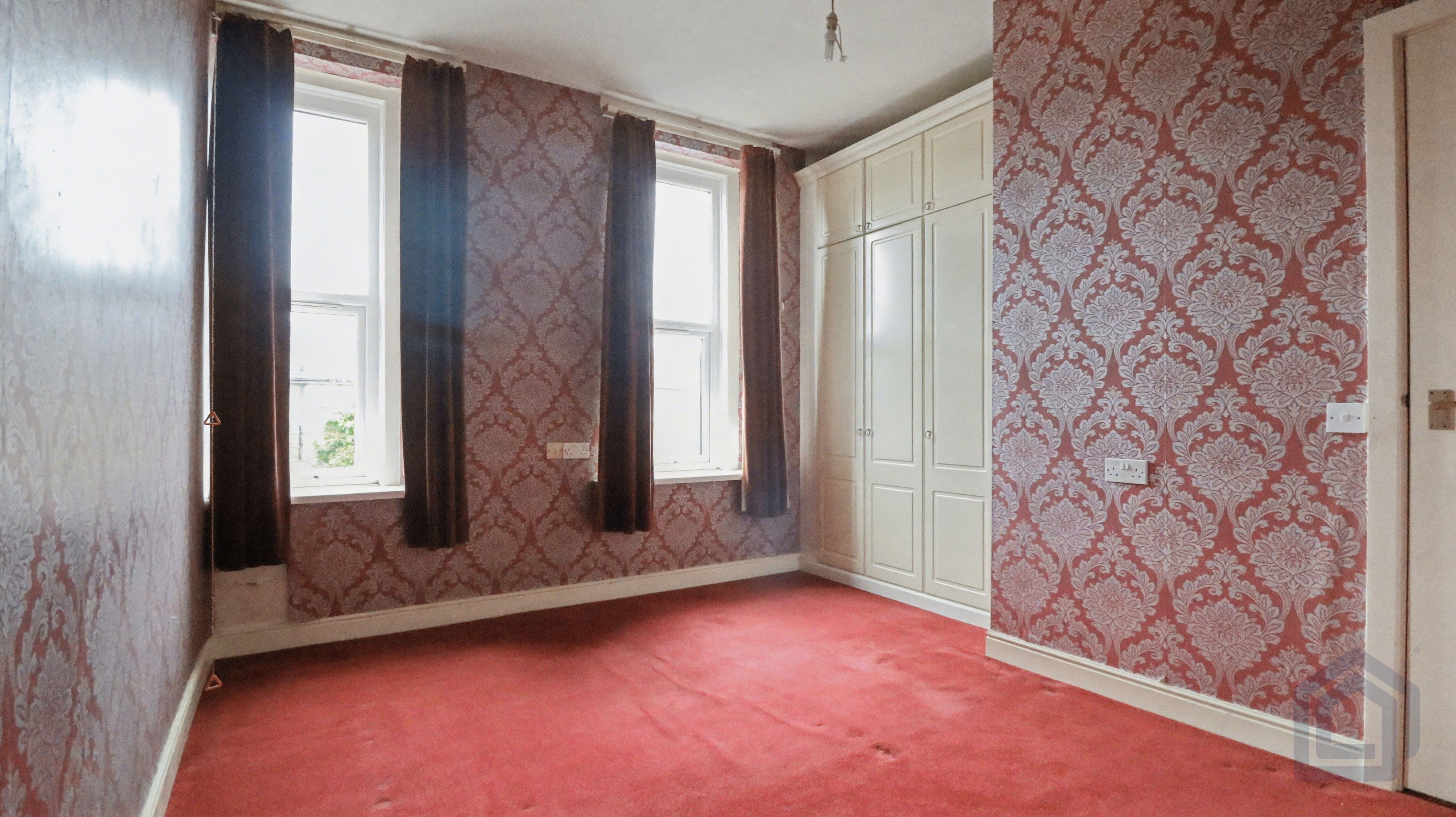 34 GROVE PARK, County Durham, DL12 8EW