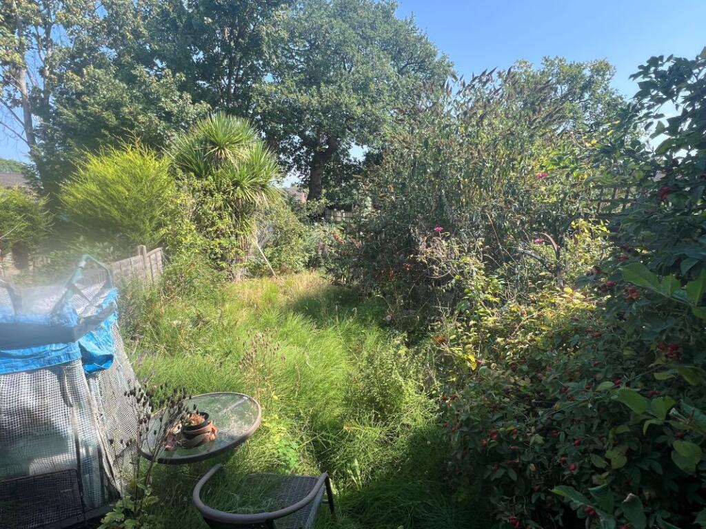 102 Edenhurst Road, Longbridge, Birmingham, B31 4PL