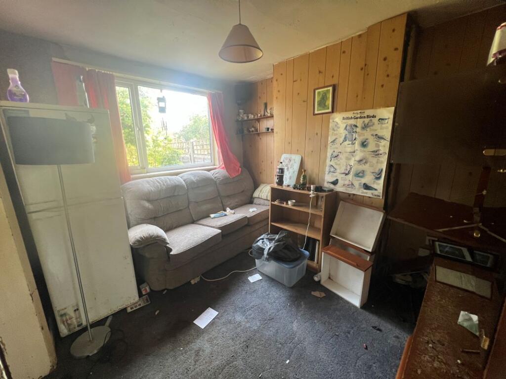 102 Edenhurst Road, Longbridge, Birmingham, B31 4PL