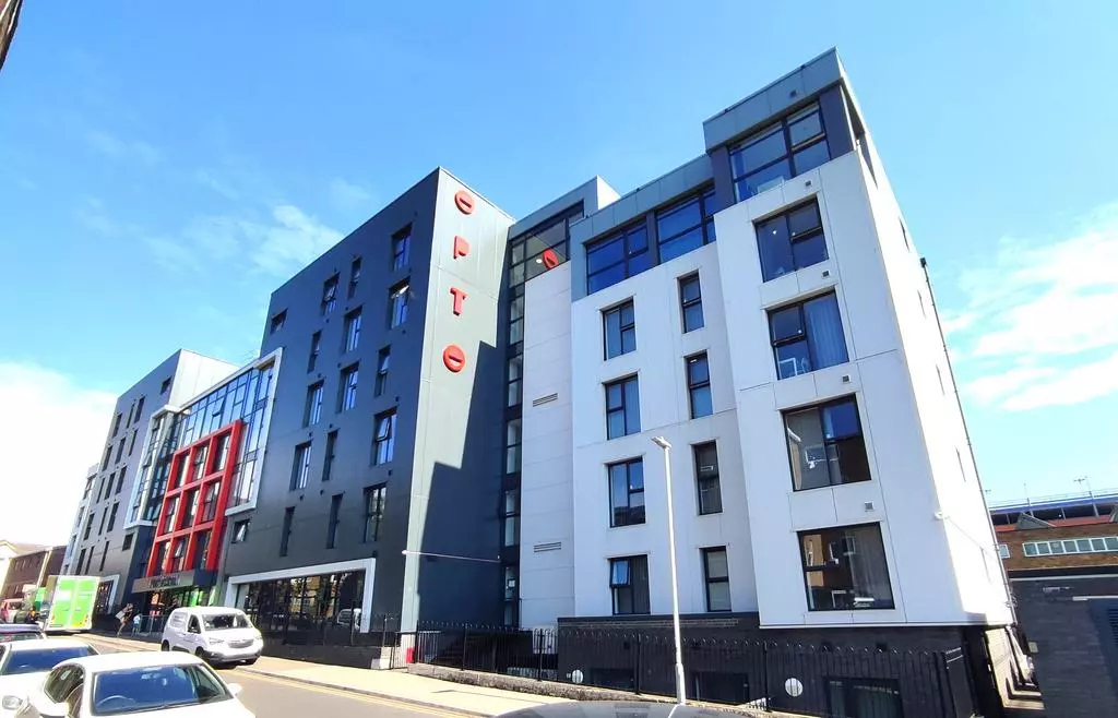 204 Block A, 4 Dumfries Street,, Luton,, LU1 5FT