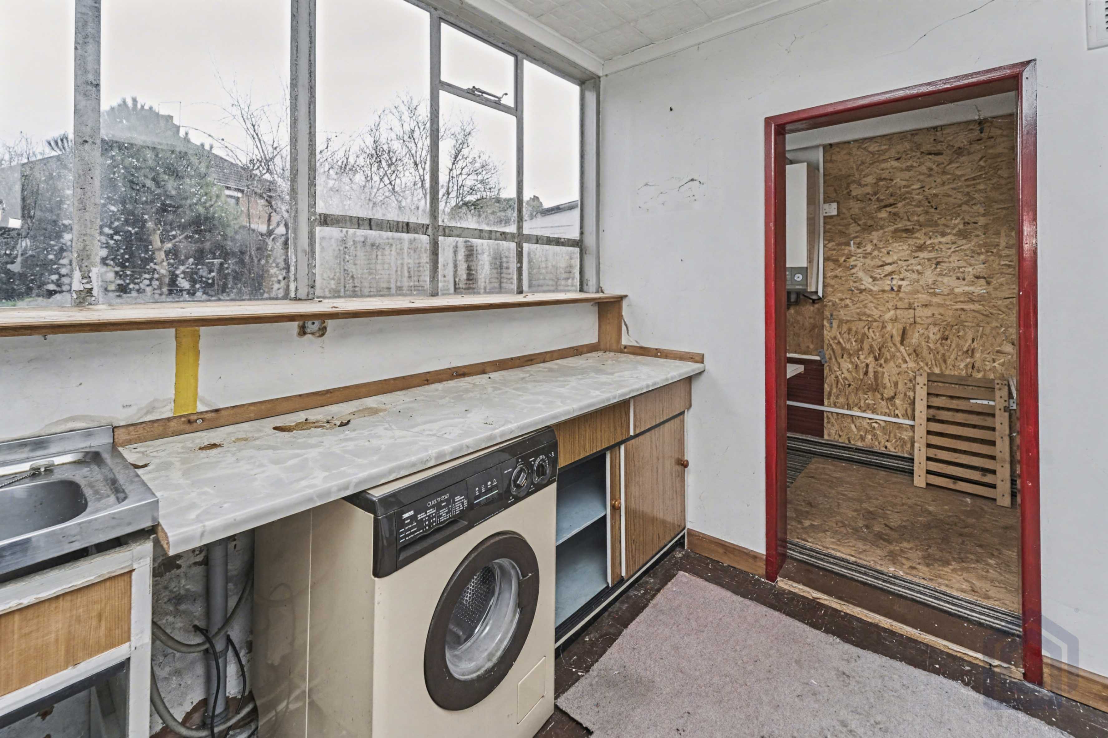 100, Stowheath Lane,, Wolverhampton,, WV1 2TQ