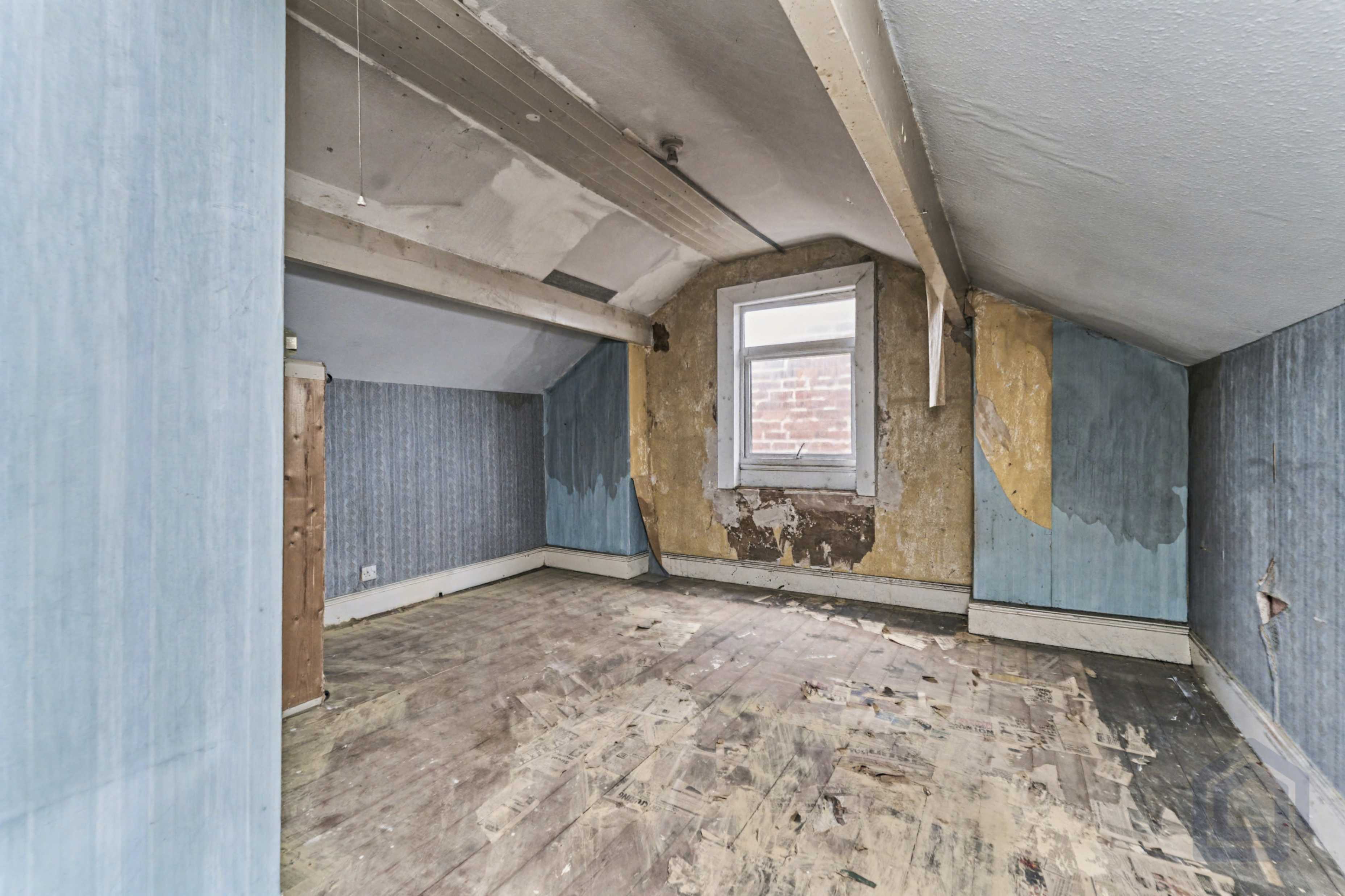 36, St Judes Road West,, Wolverhampton,, WV6 0DA