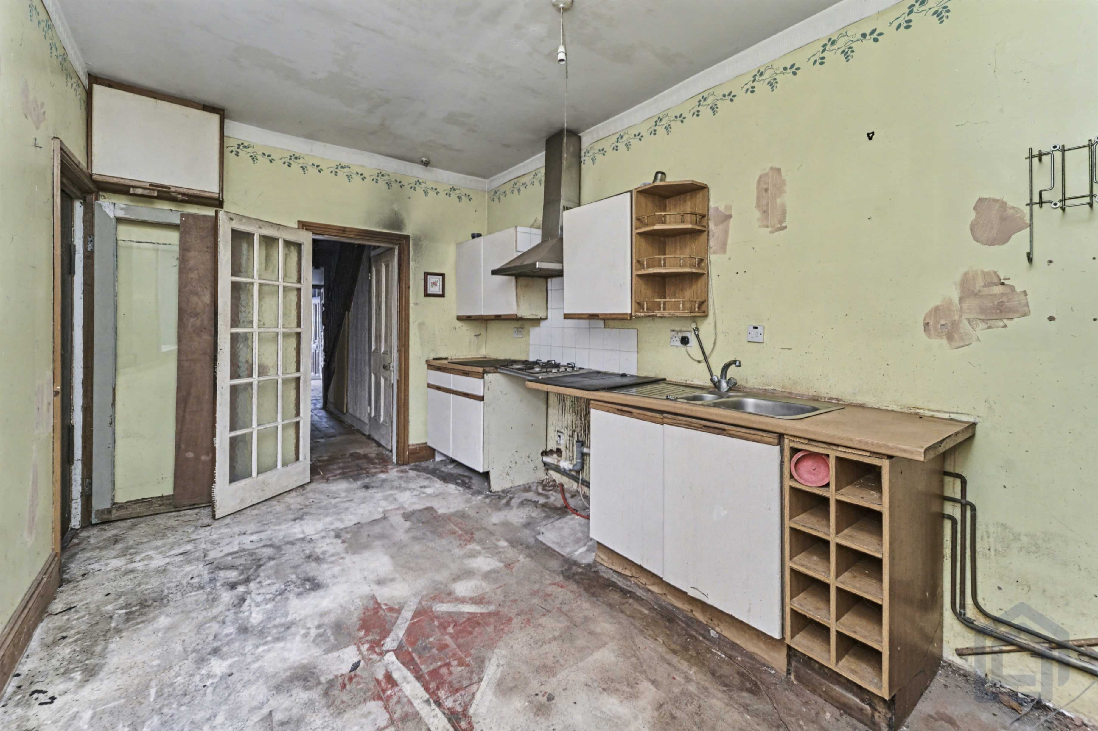 36, St Judes Road West,, Wolverhampton,, WV6 0DA