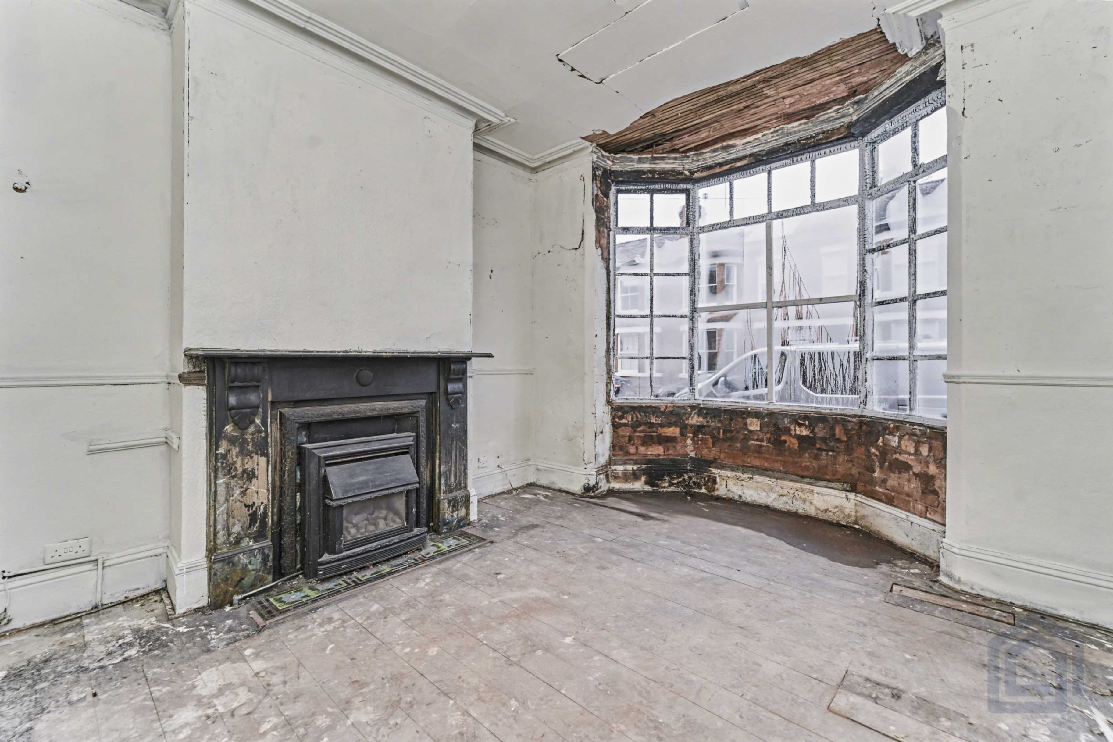 36, St Judes Road West,, Wolverhampton,, WV6 0DA