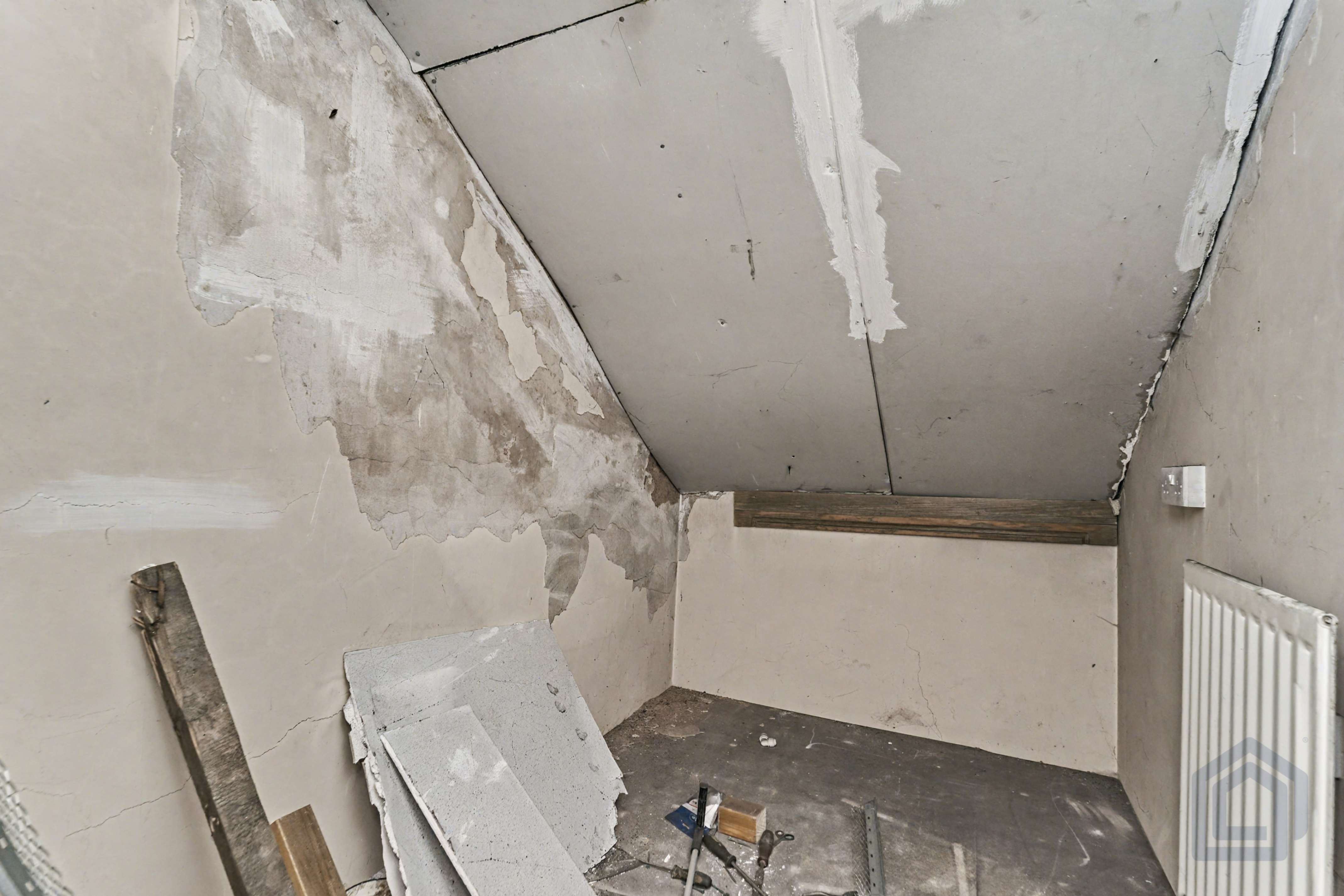 36, St Judes Road West,, Wolverhampton,, WV6 0DA