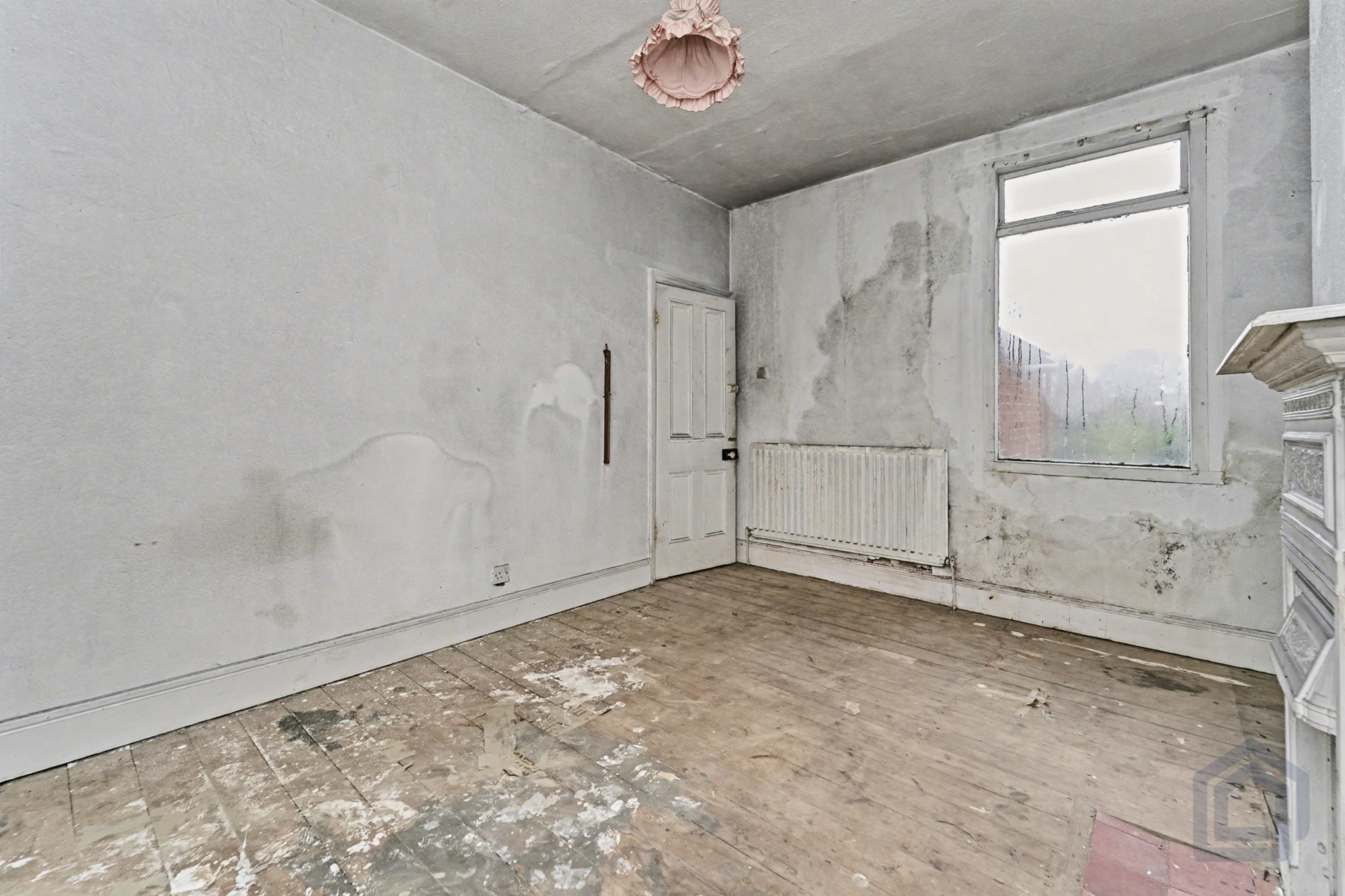 36, St Judes Road West,, Wolverhampton,, WV6 0DA