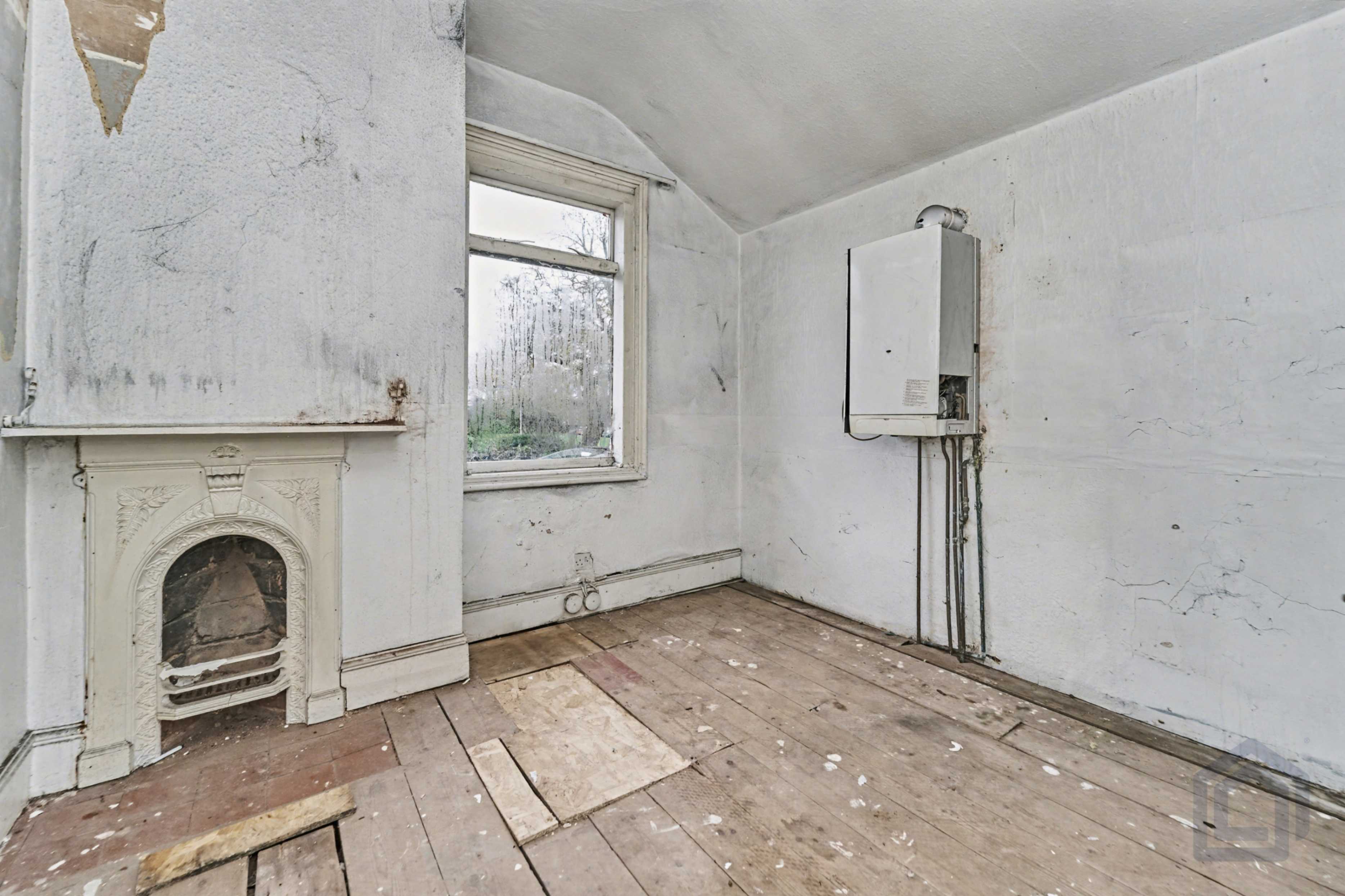 36, St Judes Road West,, Wolverhampton,, WV6 0DA