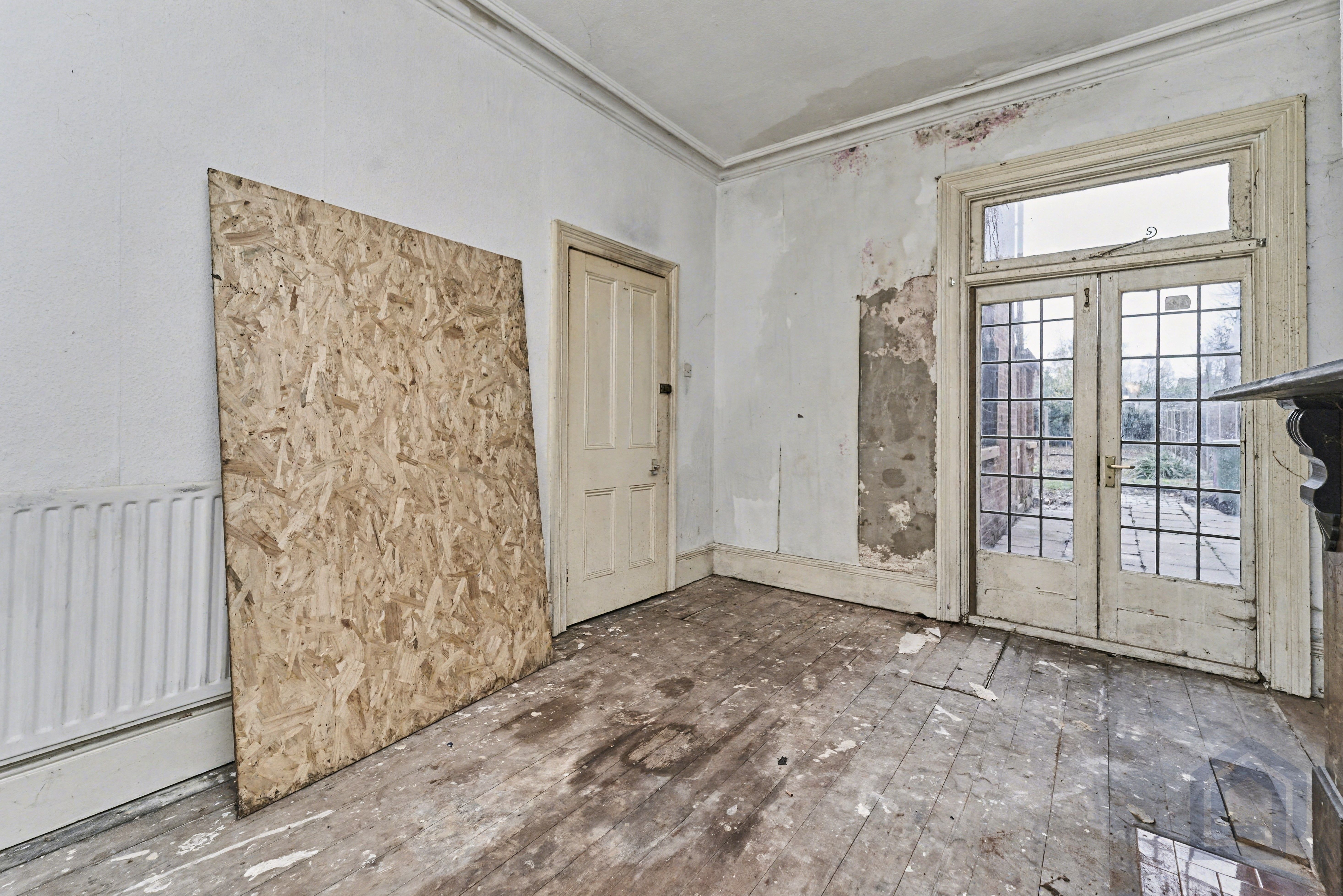 36, St Judes Road West,, Wolverhampton,, WV6 0DA