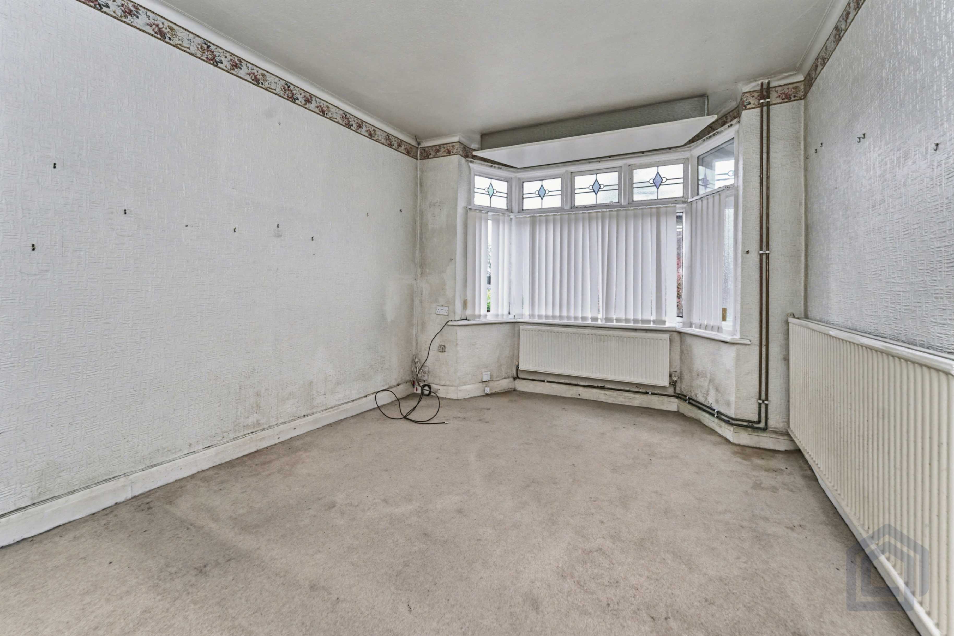 9, Eccleshall Avenue, Oxley,, Wolverhampton,, WV10 6TN