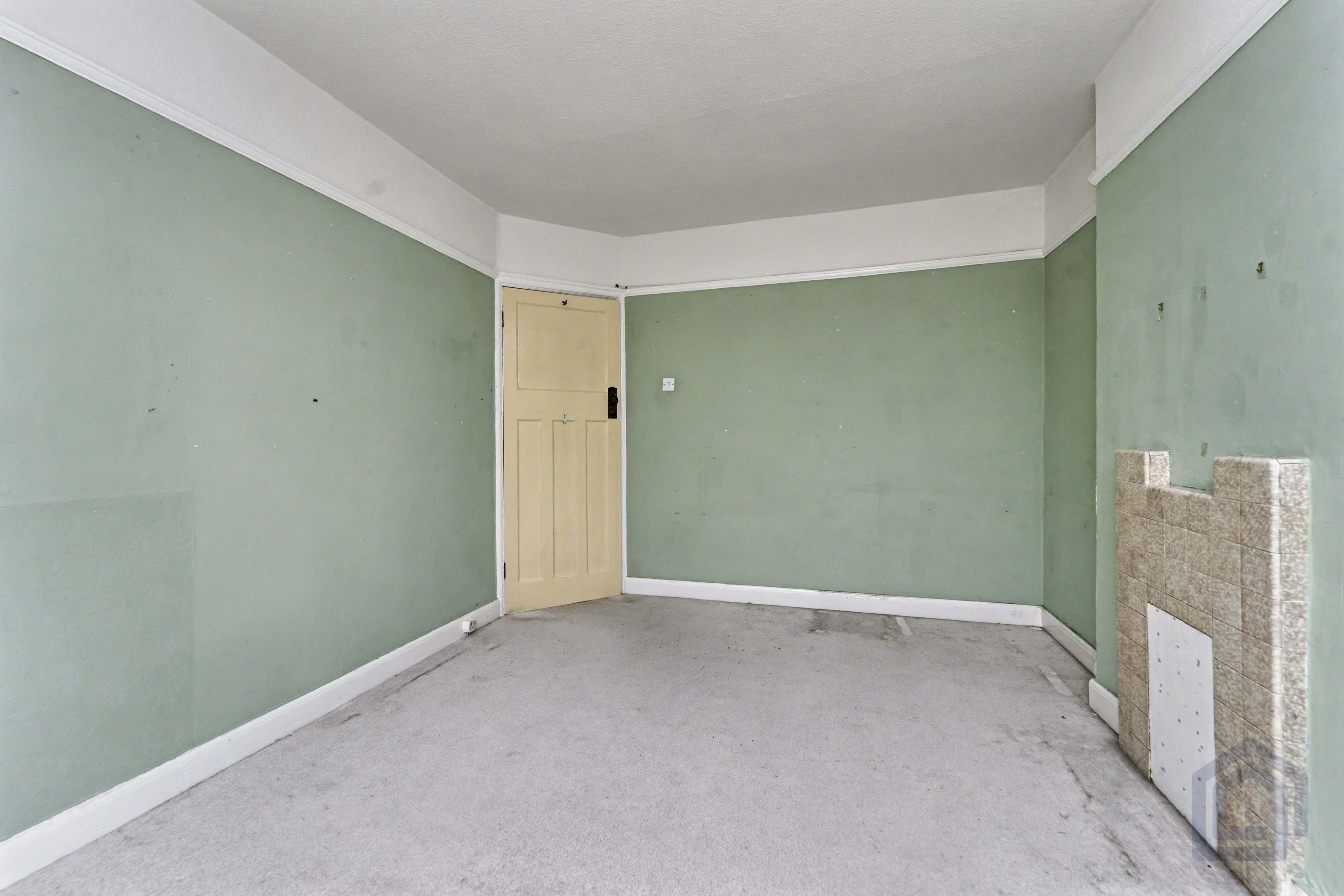 9, Eccleshall Avenue, Oxley,, Wolverhampton,, WV10 6TN