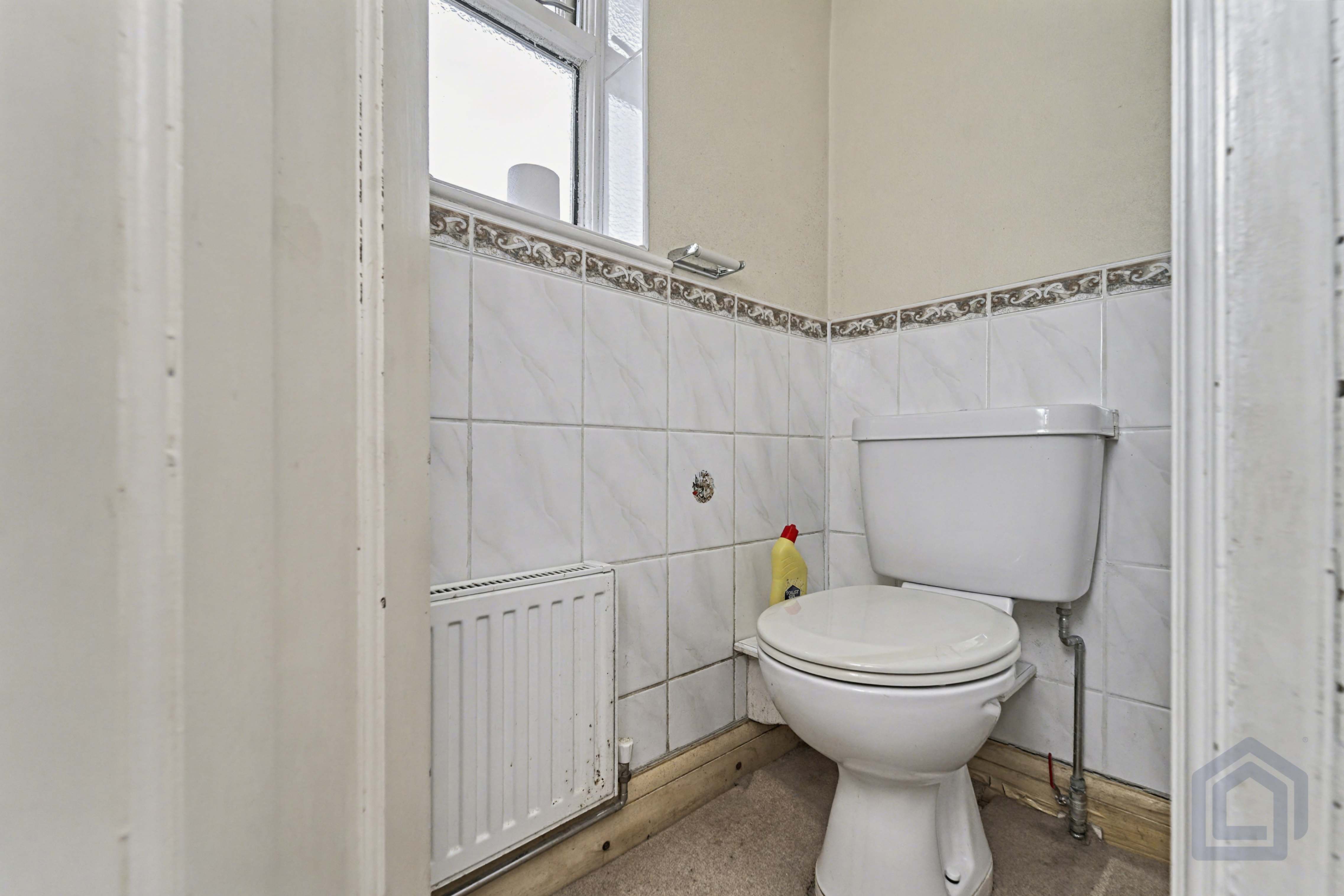 9, Eccleshall Avenue, Oxley,, Wolverhampton,, WV10 6TN