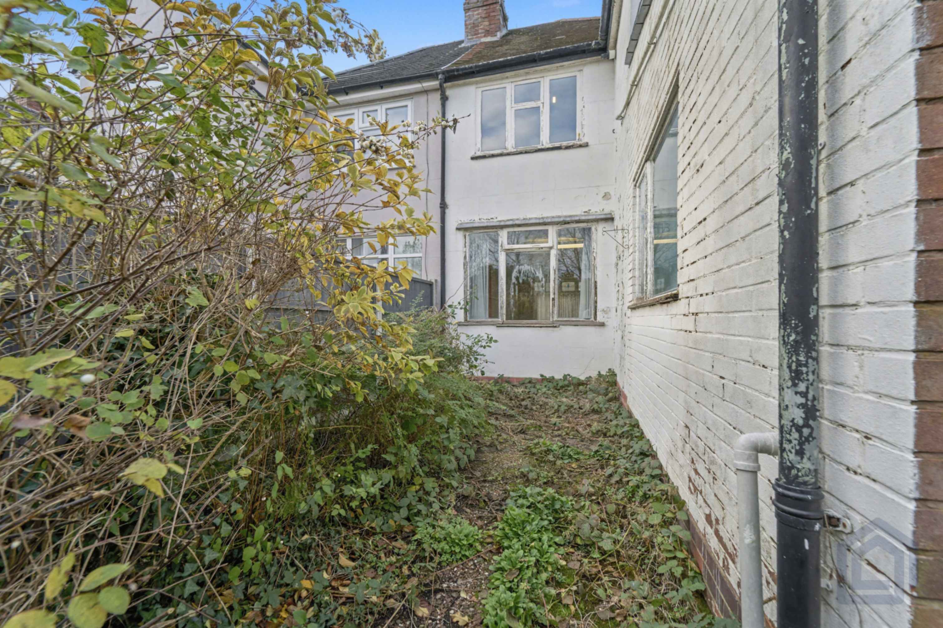 9, Eccleshall Avenue, Oxley,, Wolverhampton,, WV10 6TN