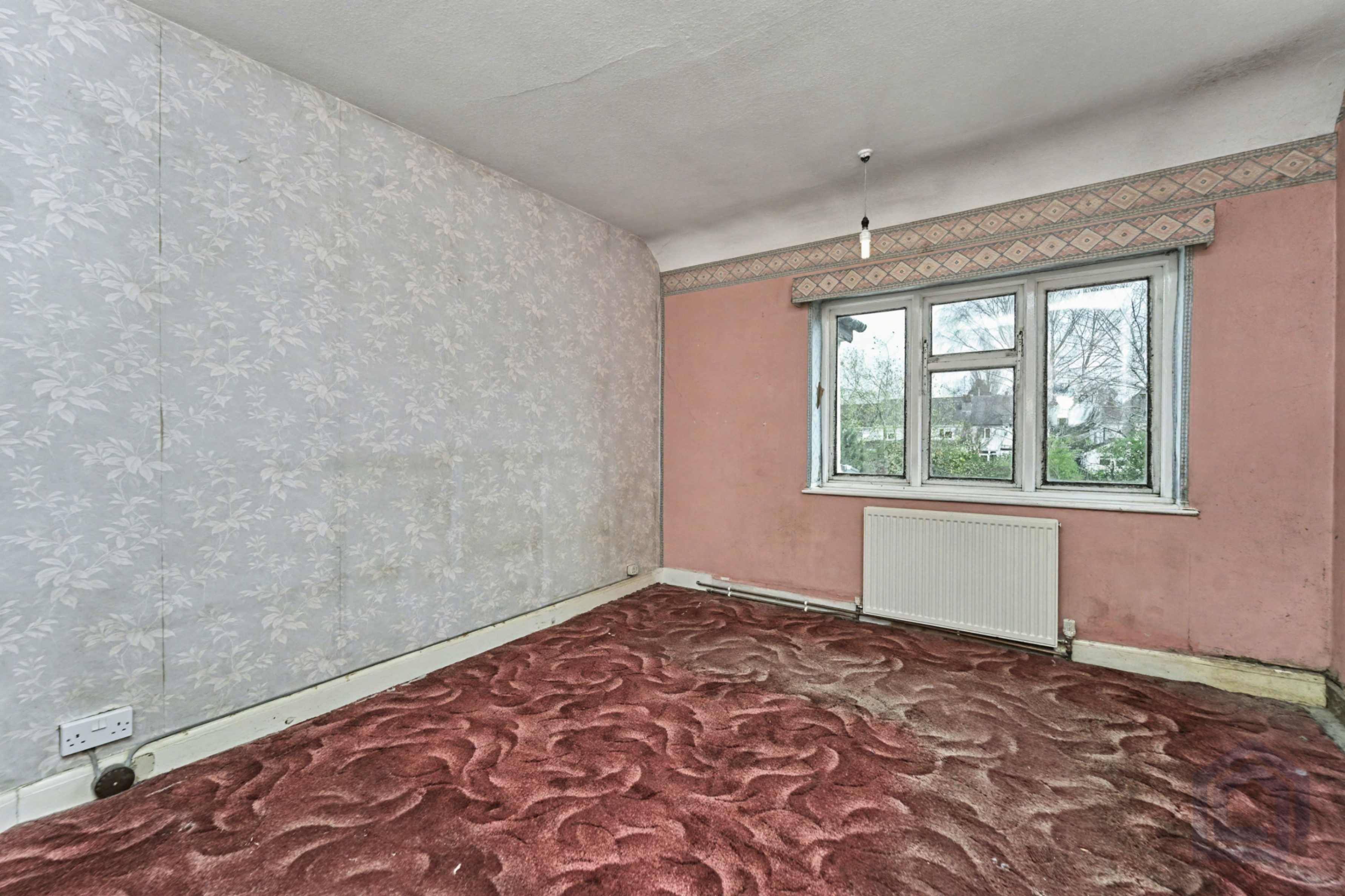 9, Eccleshall Avenue, Oxley,, Wolverhampton,, WV10 6TN