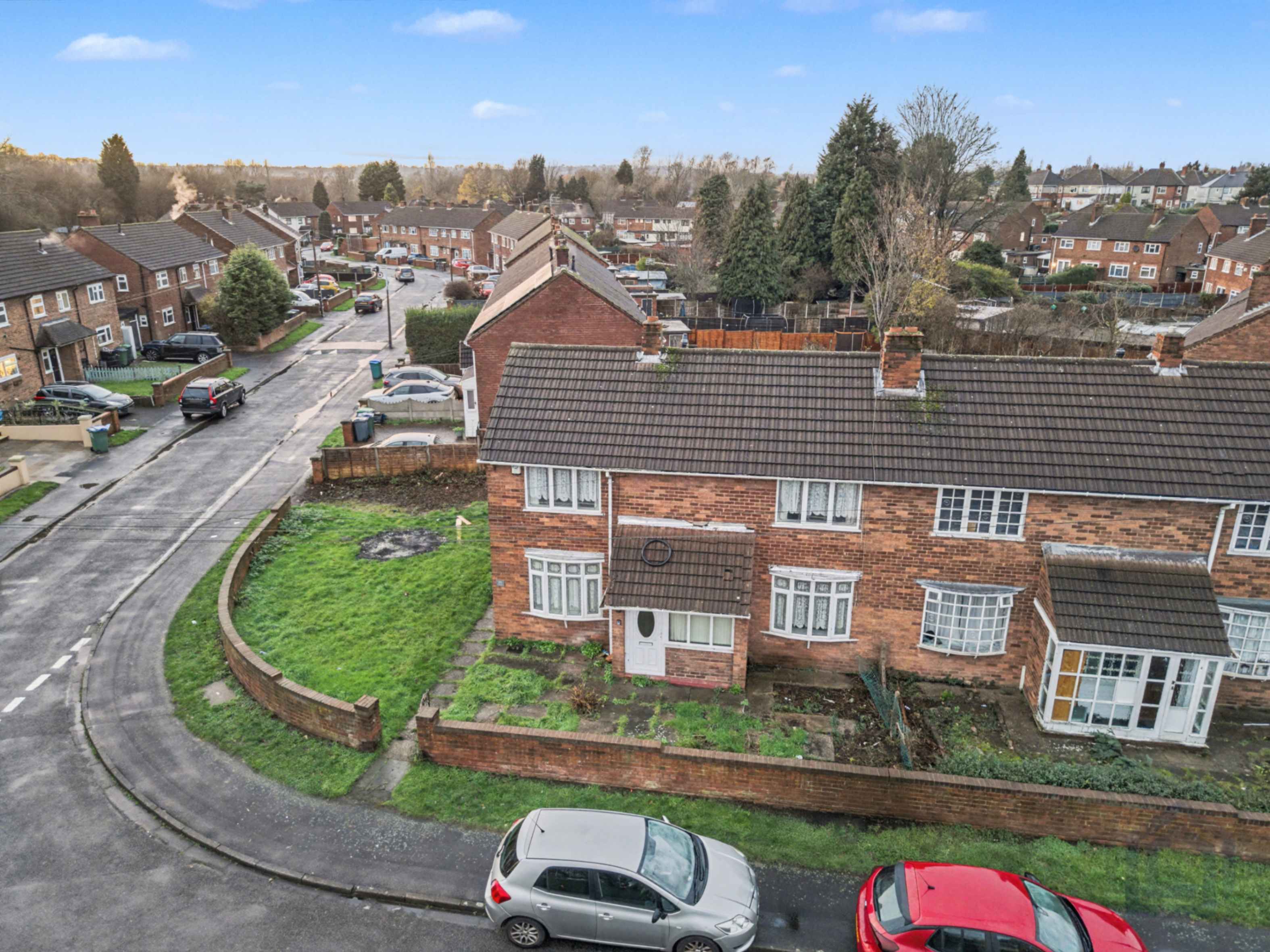 18, Oval Road,, Tipton,, DY4 9RT