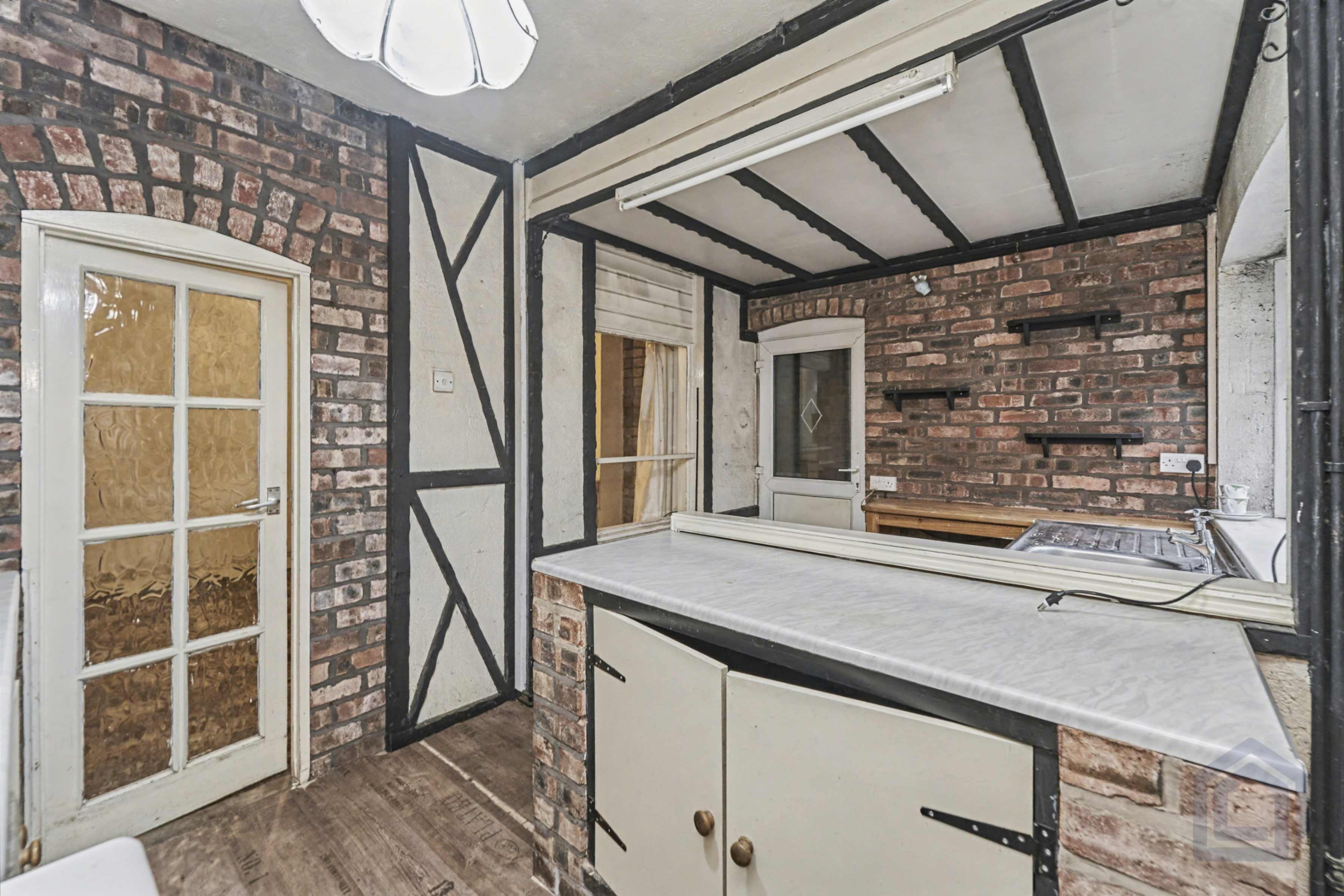 102, Whitehall Road,, Tipton,, DY4 7JR