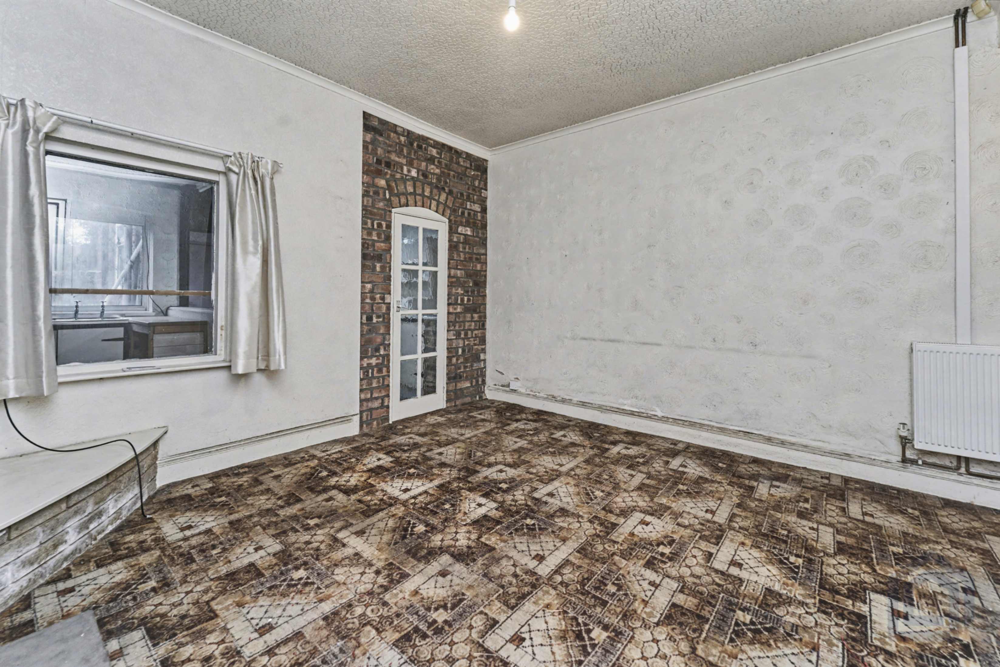 102, Whitehall Road,, Tipton,, DY4 7JR