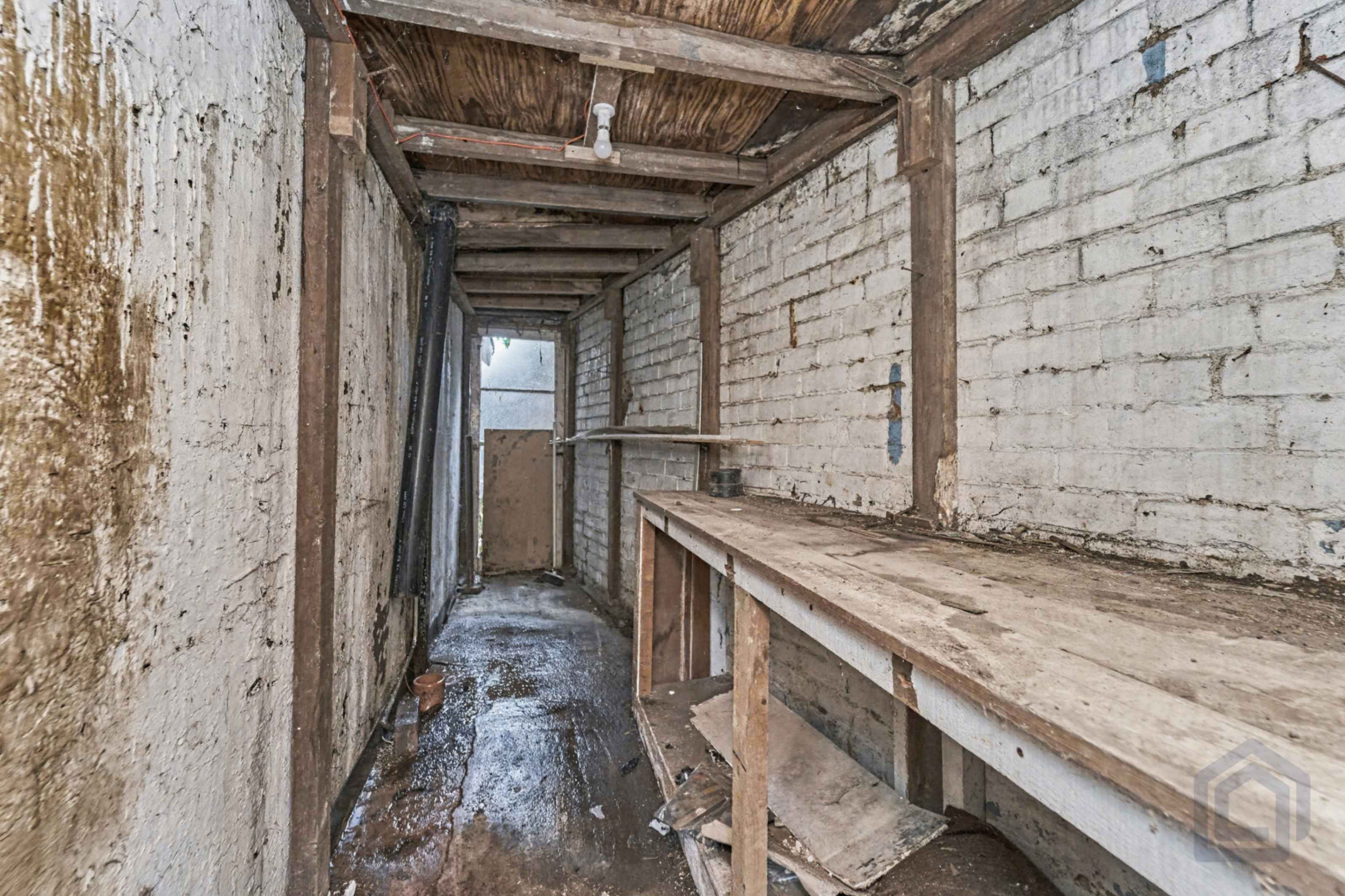 102, Whitehall Road,, Tipton,, DY4 7JR