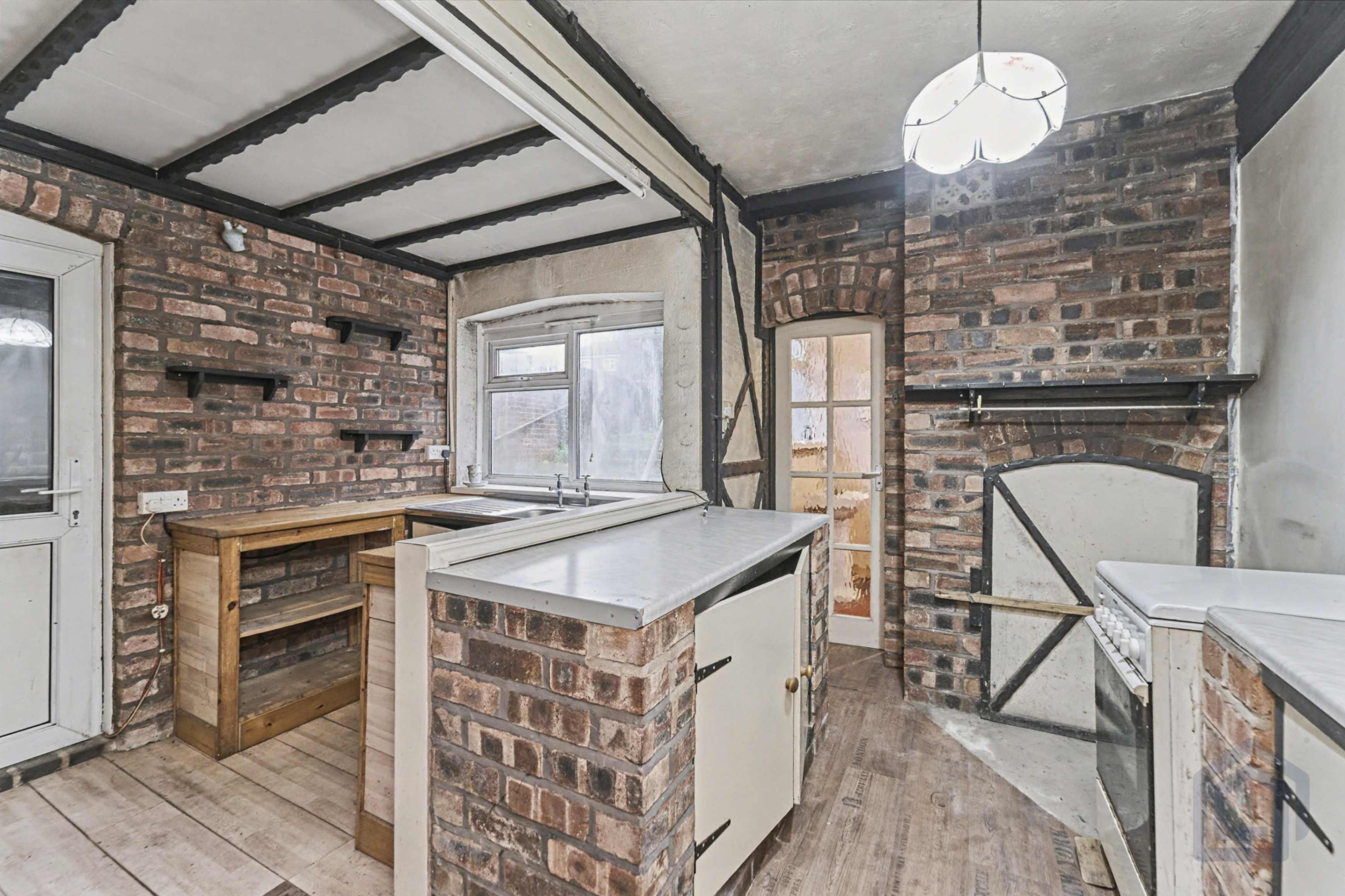 102, Whitehall Road,, Tipton,, DY4 7JR