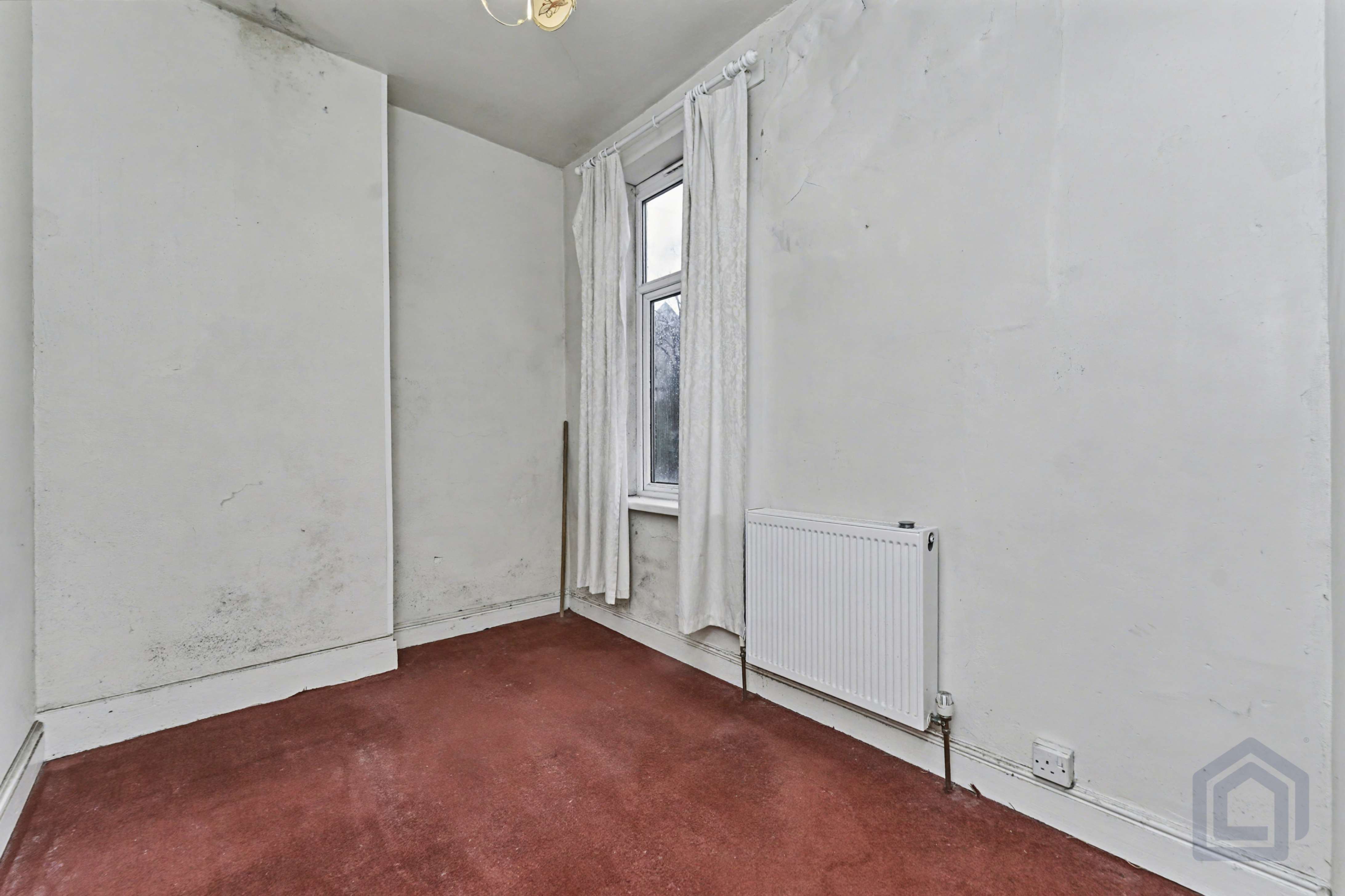 102, Whitehall Road,, Tipton,, DY4 7JR