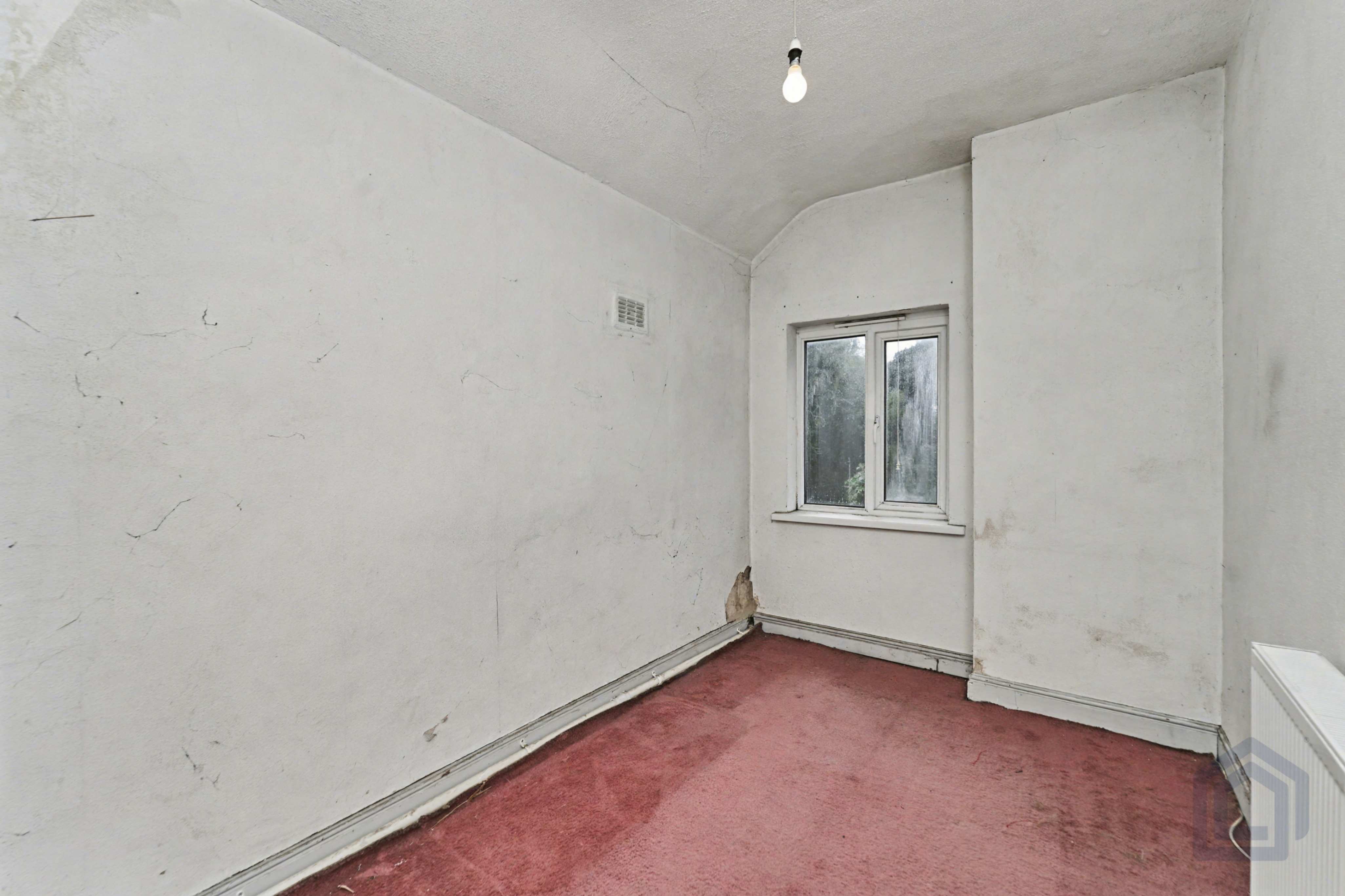 102, Whitehall Road,, Tipton,, DY4 7JR