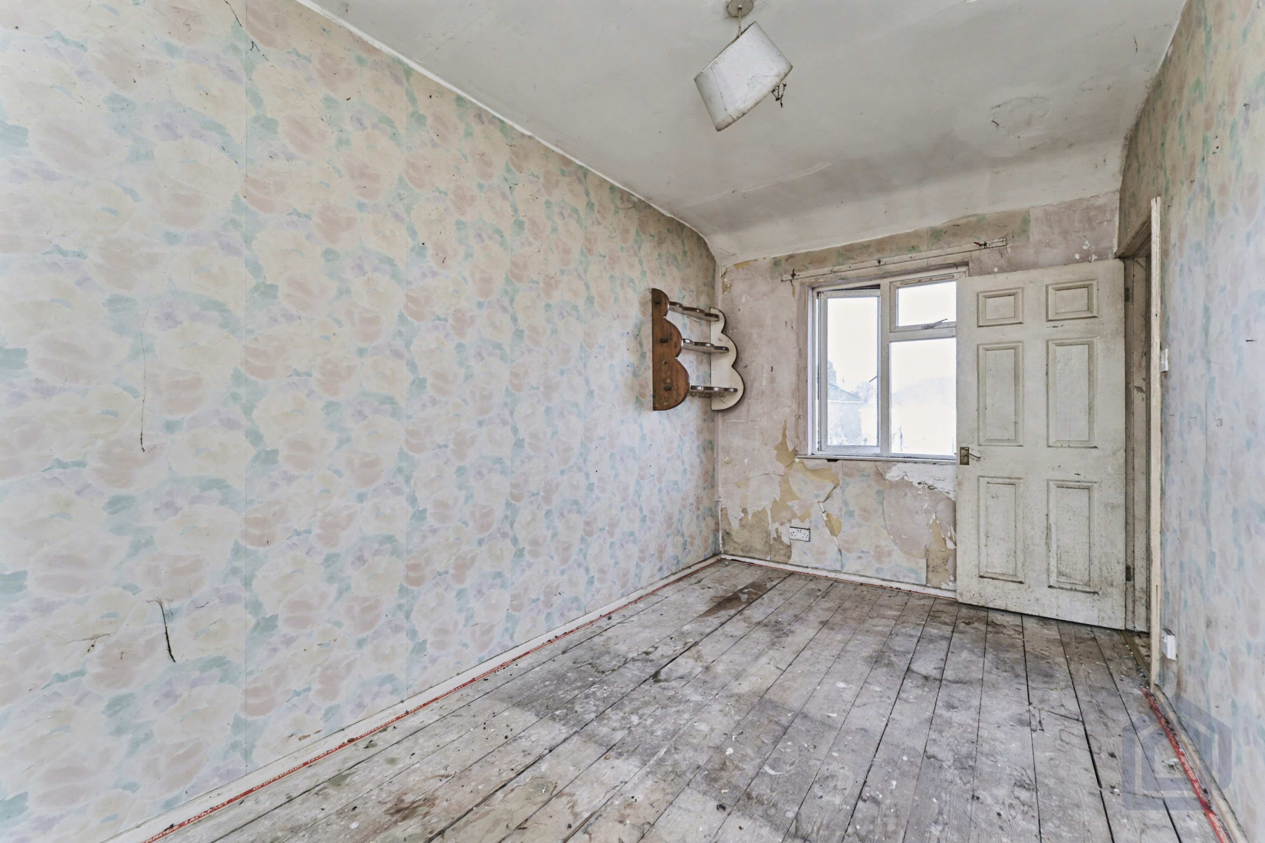 8, Sherwood Avenue,, Tipton,, DY4 8LG