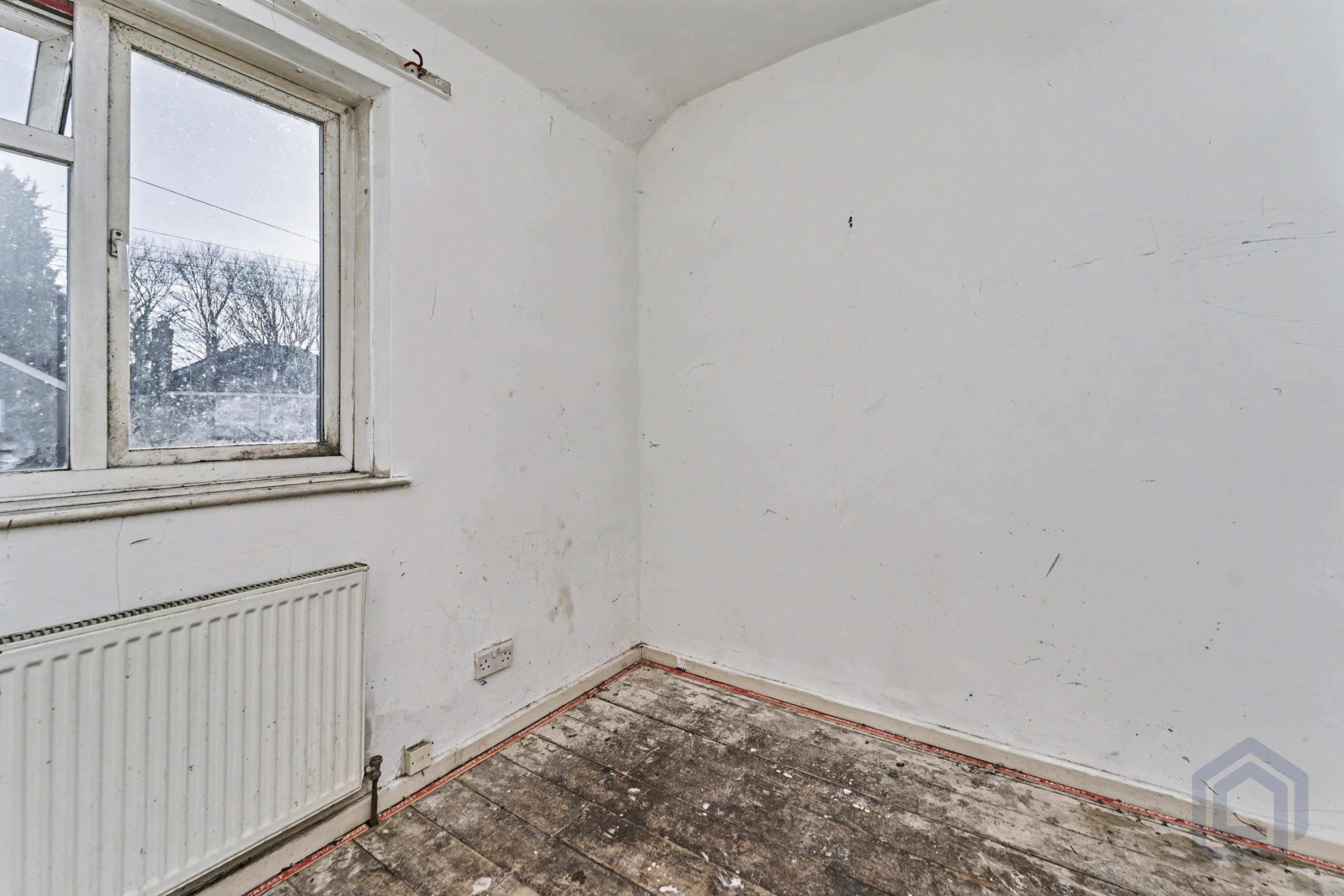 8, Sherwood Avenue,, Tipton,, DY4 8LG