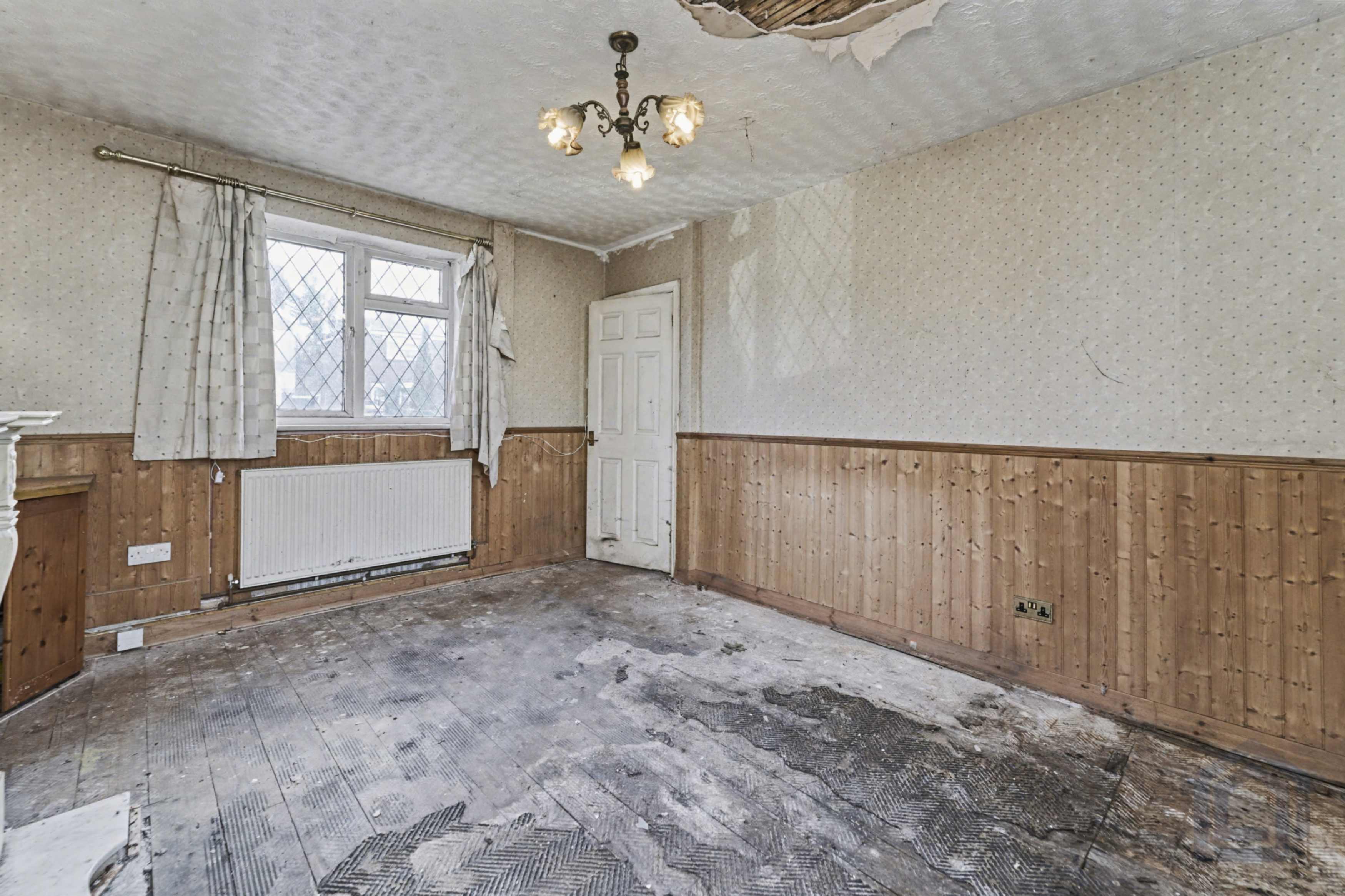 8, Sherwood Avenue,, Tipton,, DY4 8LG