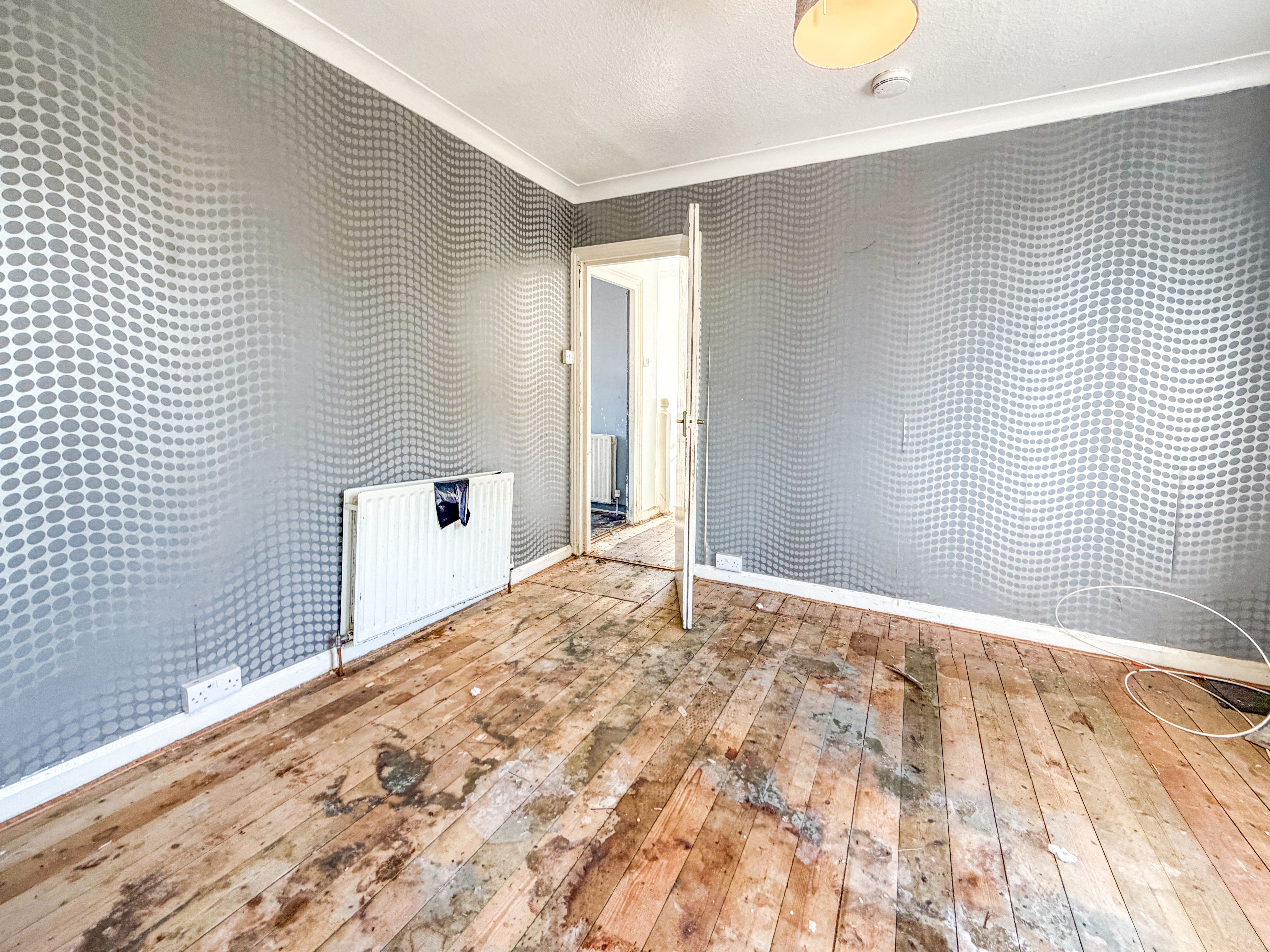 8 Cochrane Road, Dudley, DY2 0SF