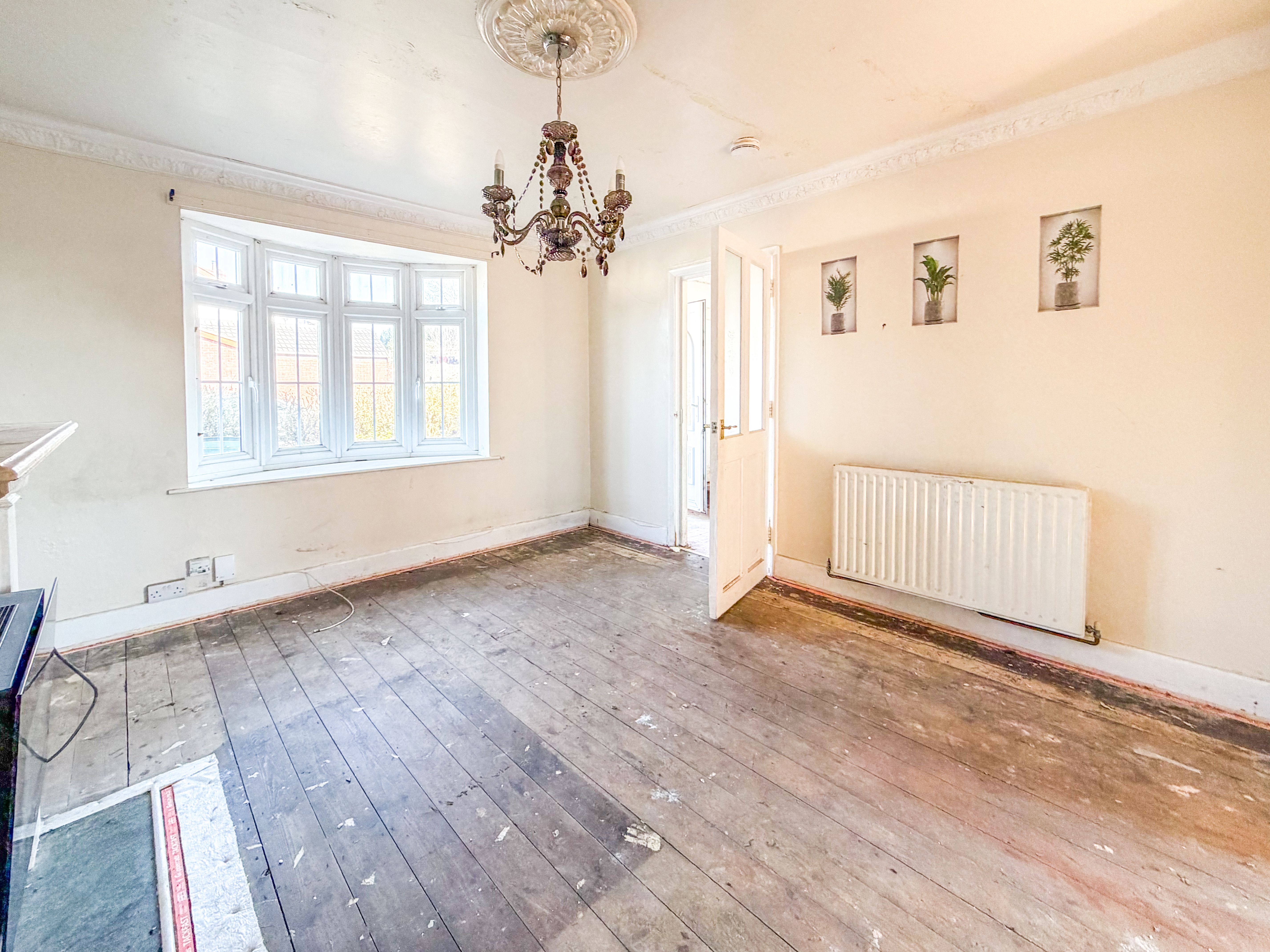 8 Cochrane Road, Dudley, DY2 0SF