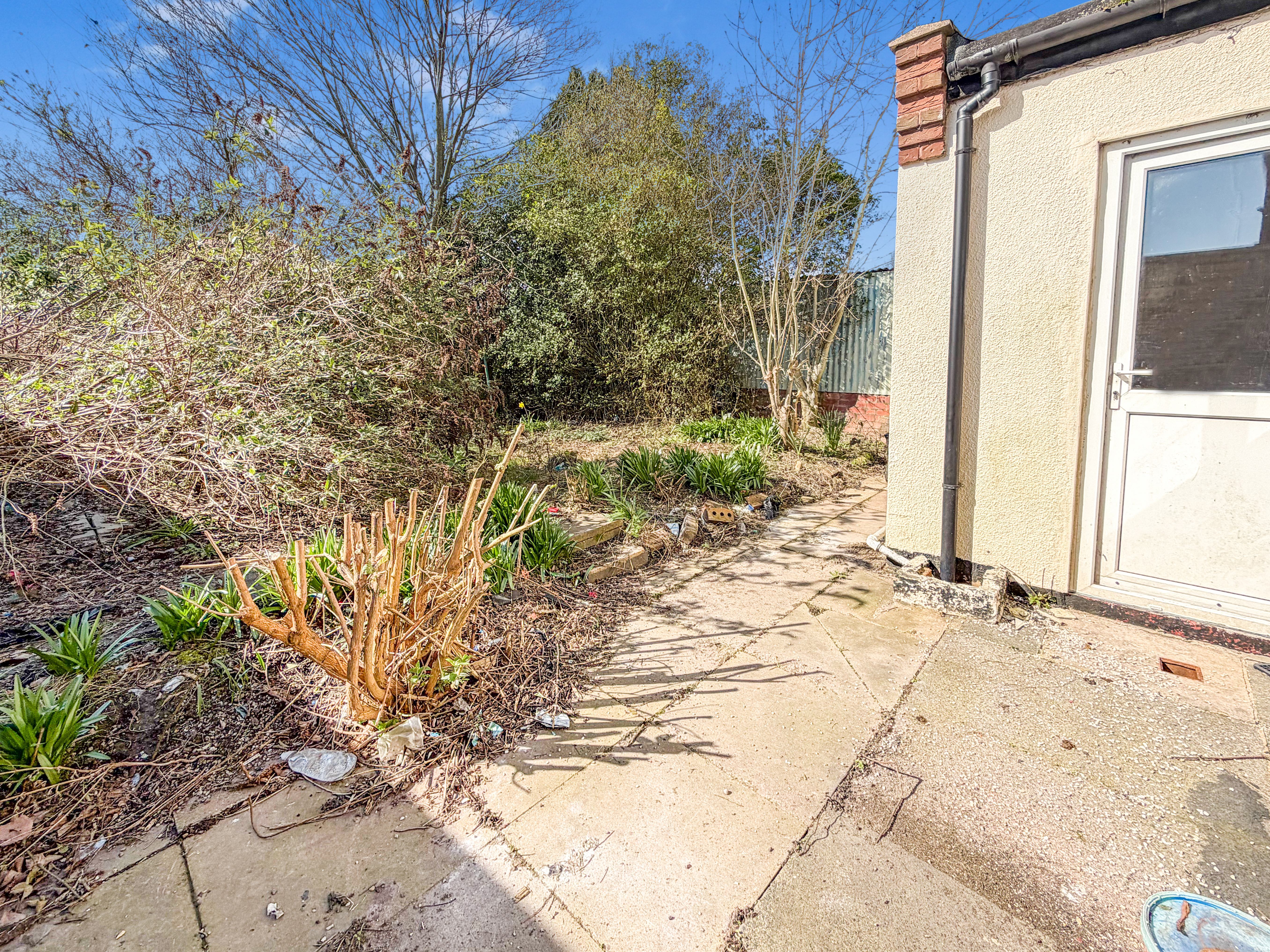 8 Cochrane Road, Dudley, DY2 0SF