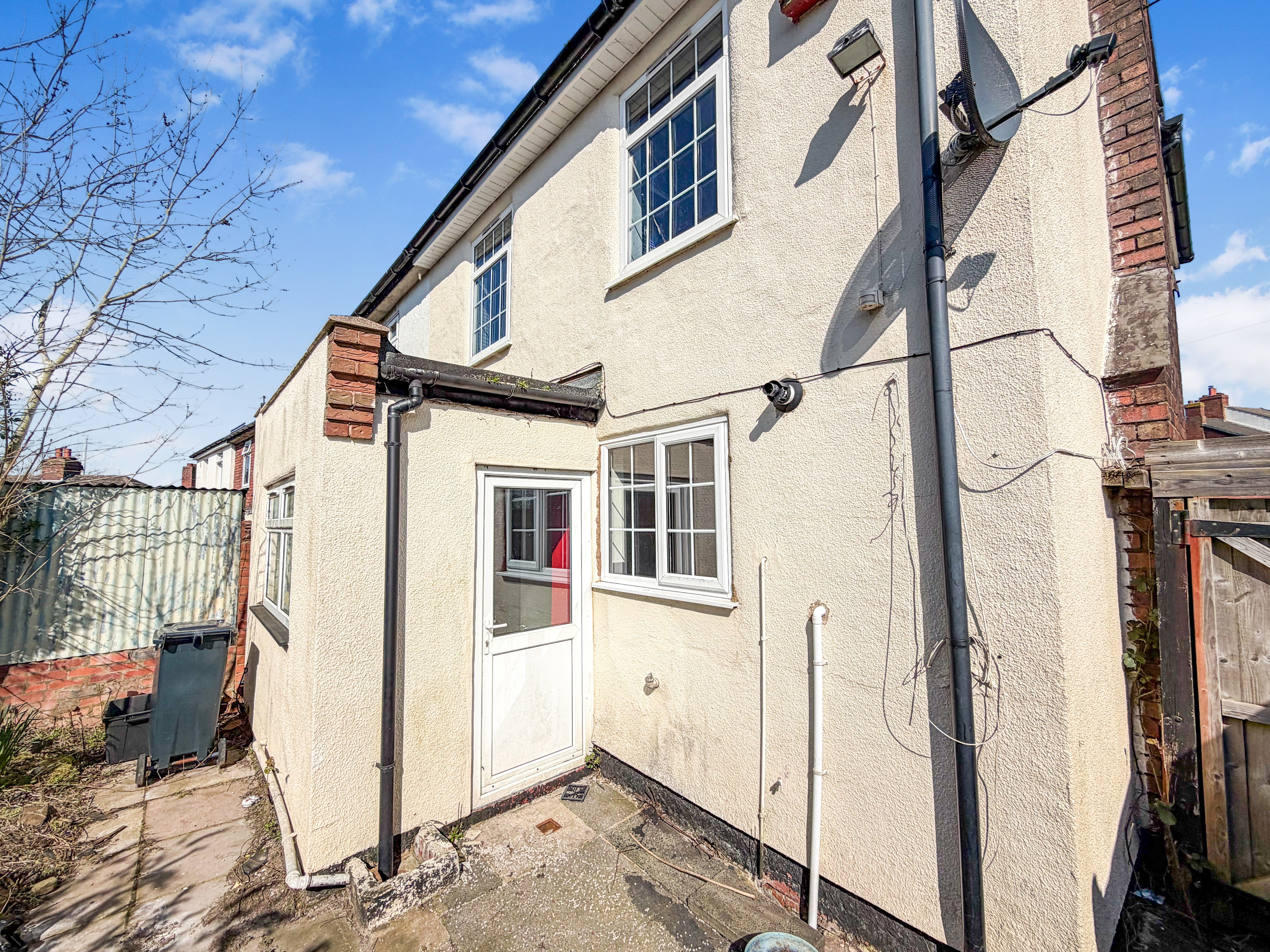 8 Cochrane Road, Dudley, DY2 0SF