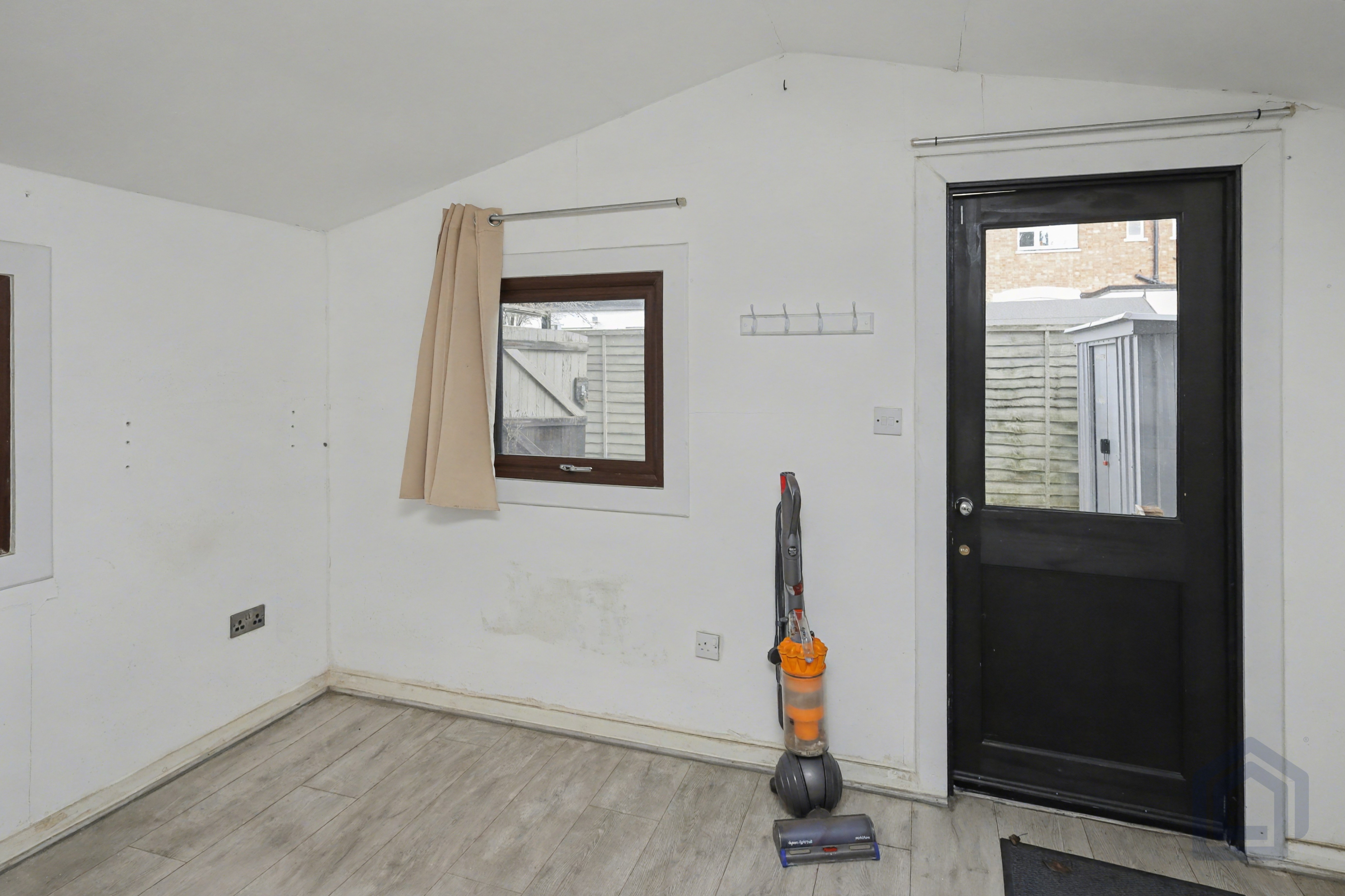 109a Hamilton Road, London, NW11 9EE