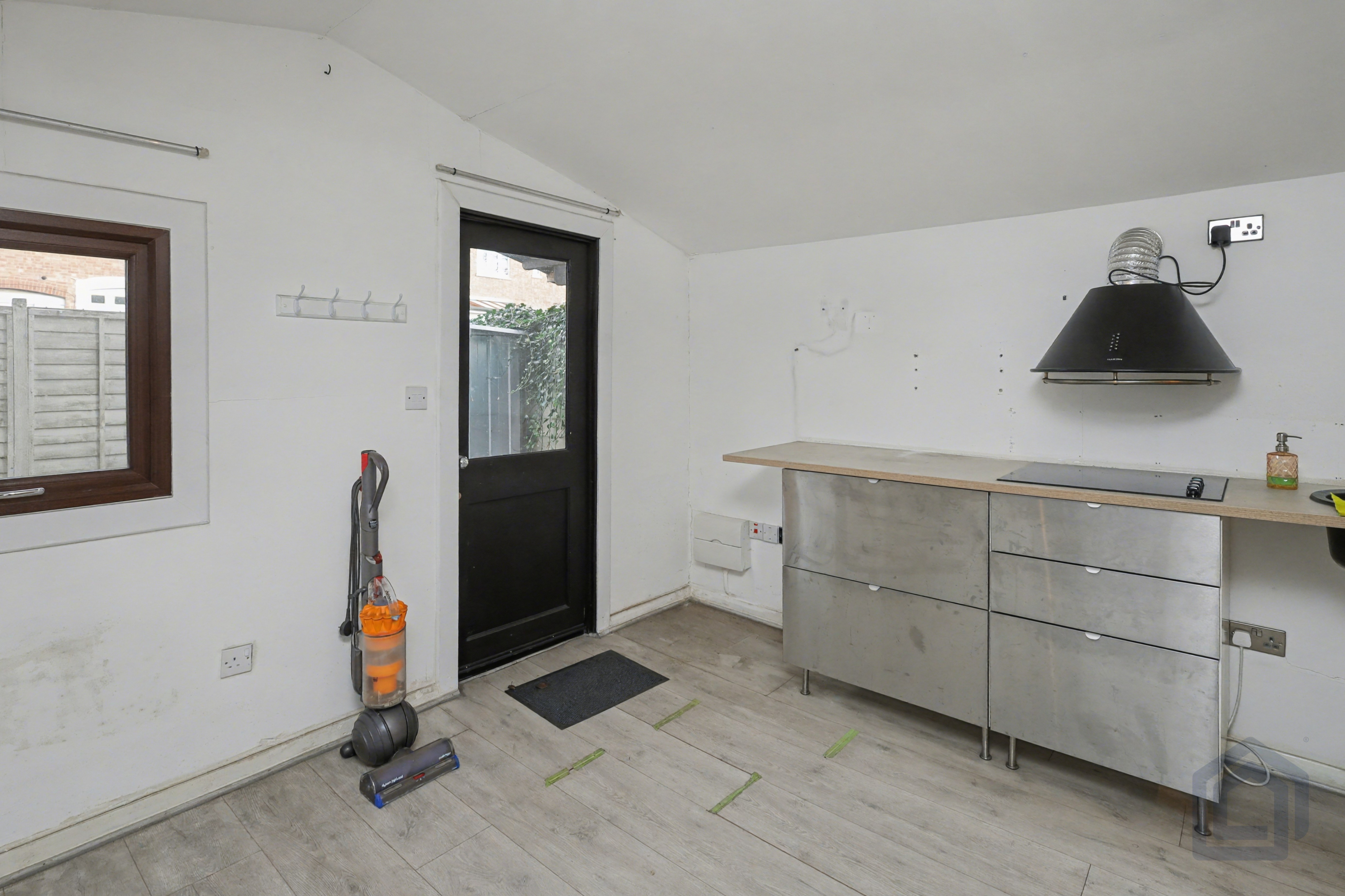 109a Hamilton Road, London, NW11 9EE