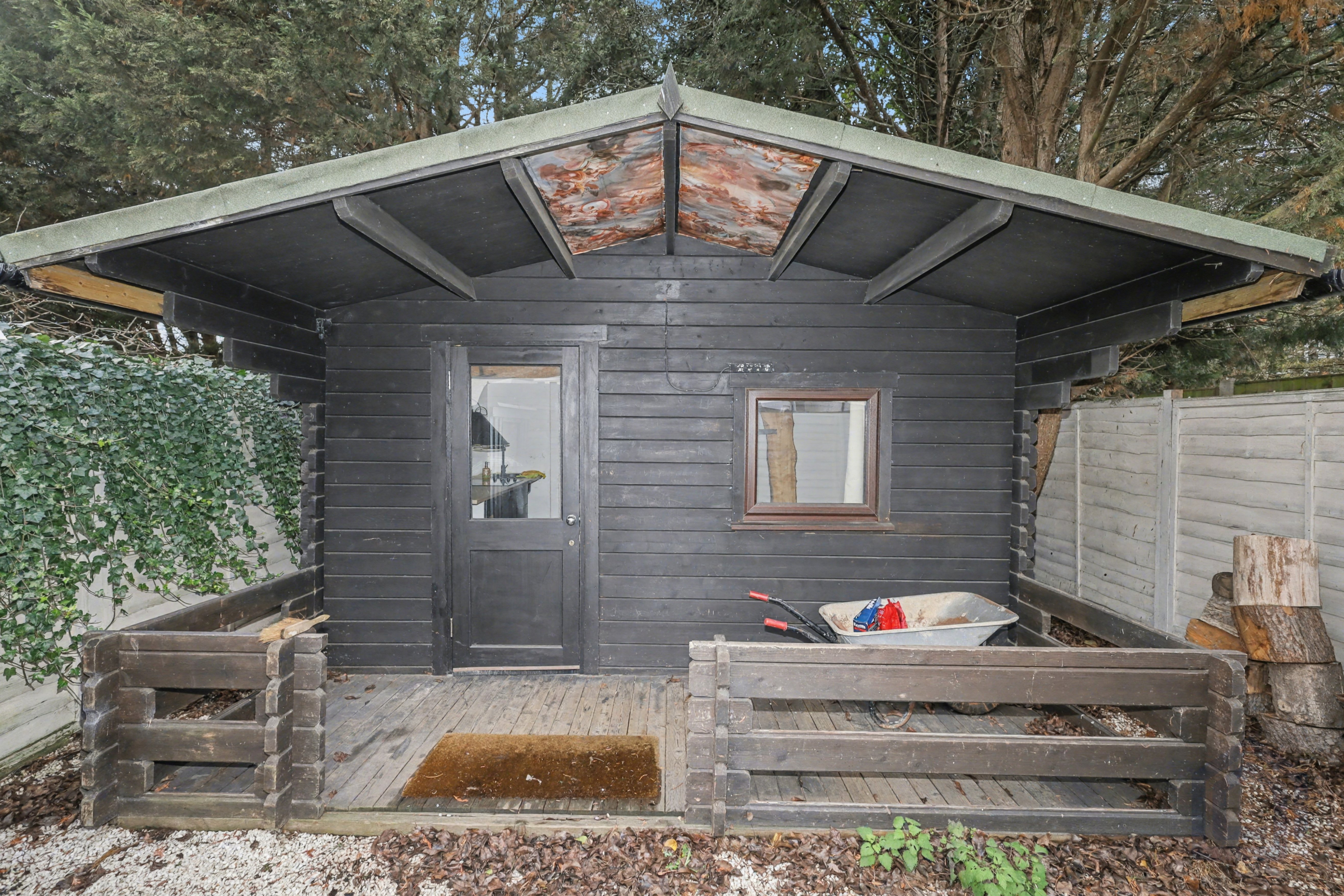 109a Hamilton Road, London, NW11 9EE