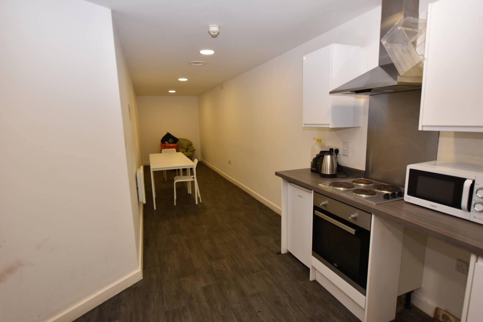 Room 804, Flat 23, Colonnade House 201 Sunbridge Road Bradford BD1 2BE, Bradford, BD1 2BE