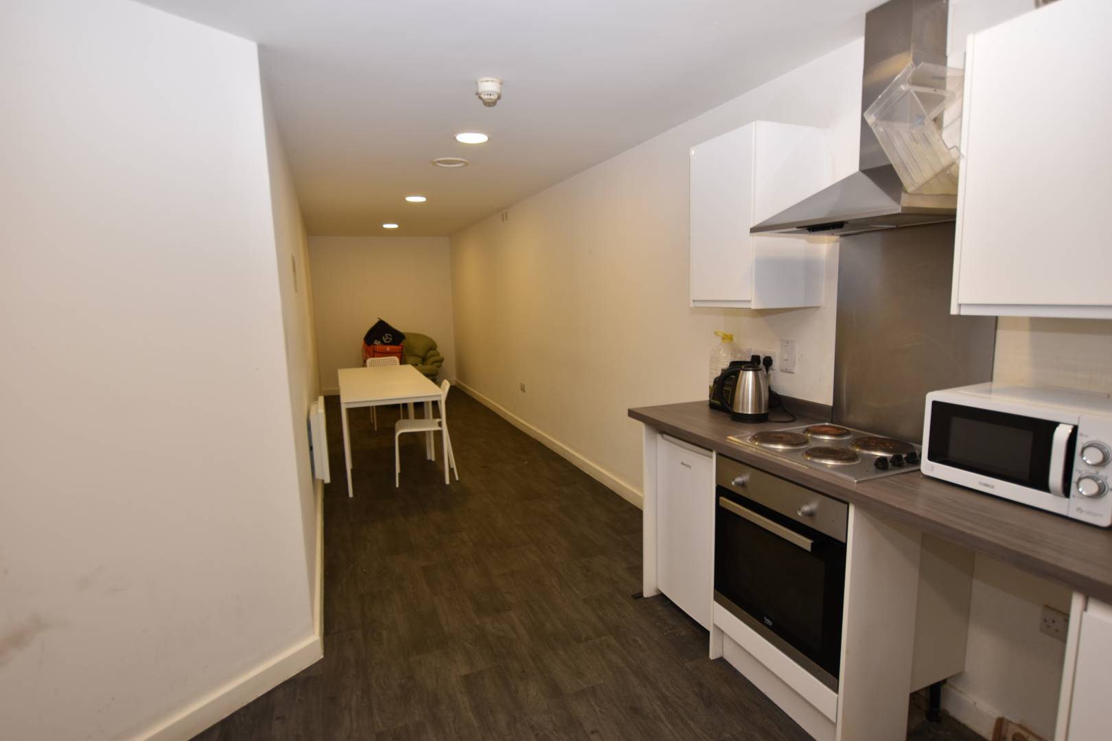 Flat 816 Colonnade House 201 Sunbridge Road Bradford BD1 2BE, Bradford, BD1 2BE