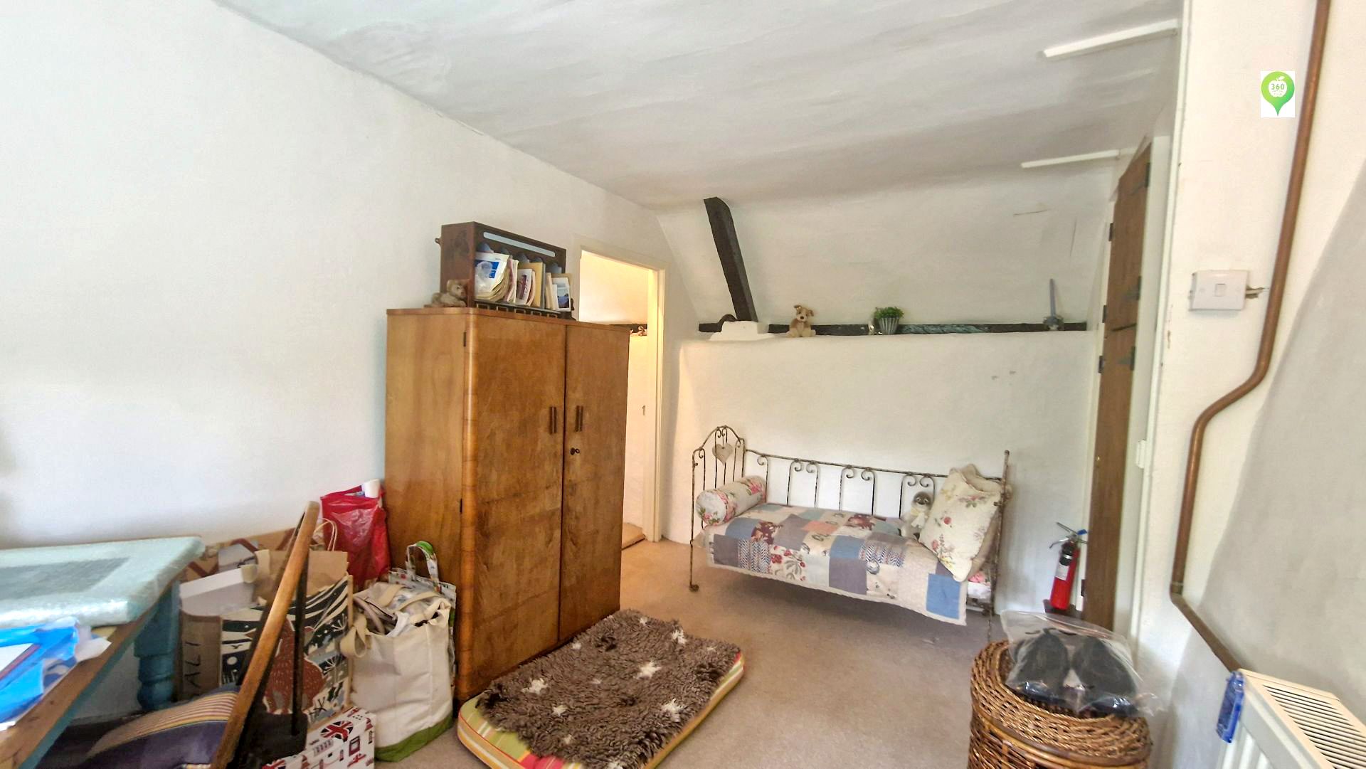 Willow Cottage
Owl Street, South Petherton, TA13 5HF