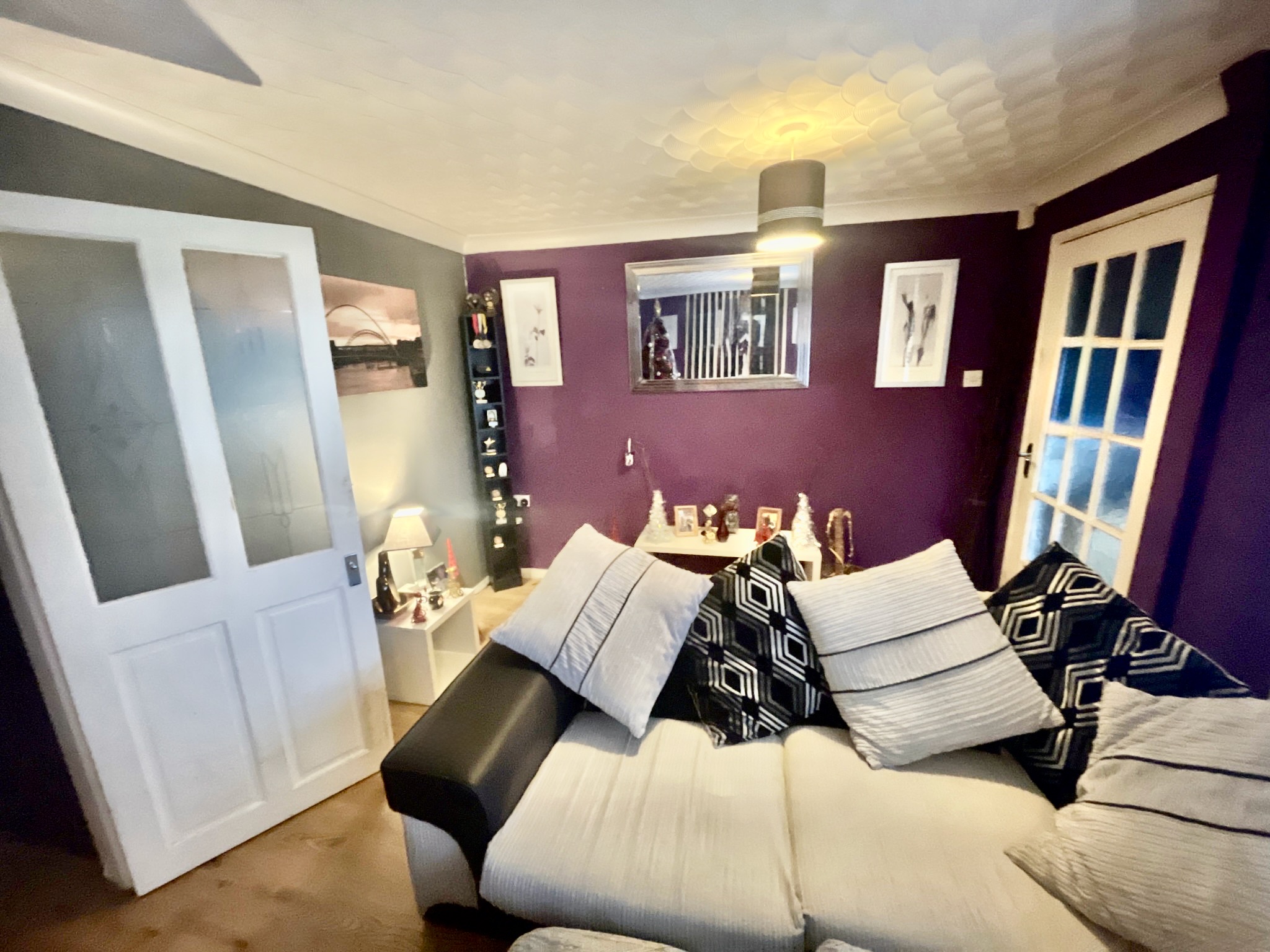 11 Helmsley Green, Gateshead, NE9 7DG