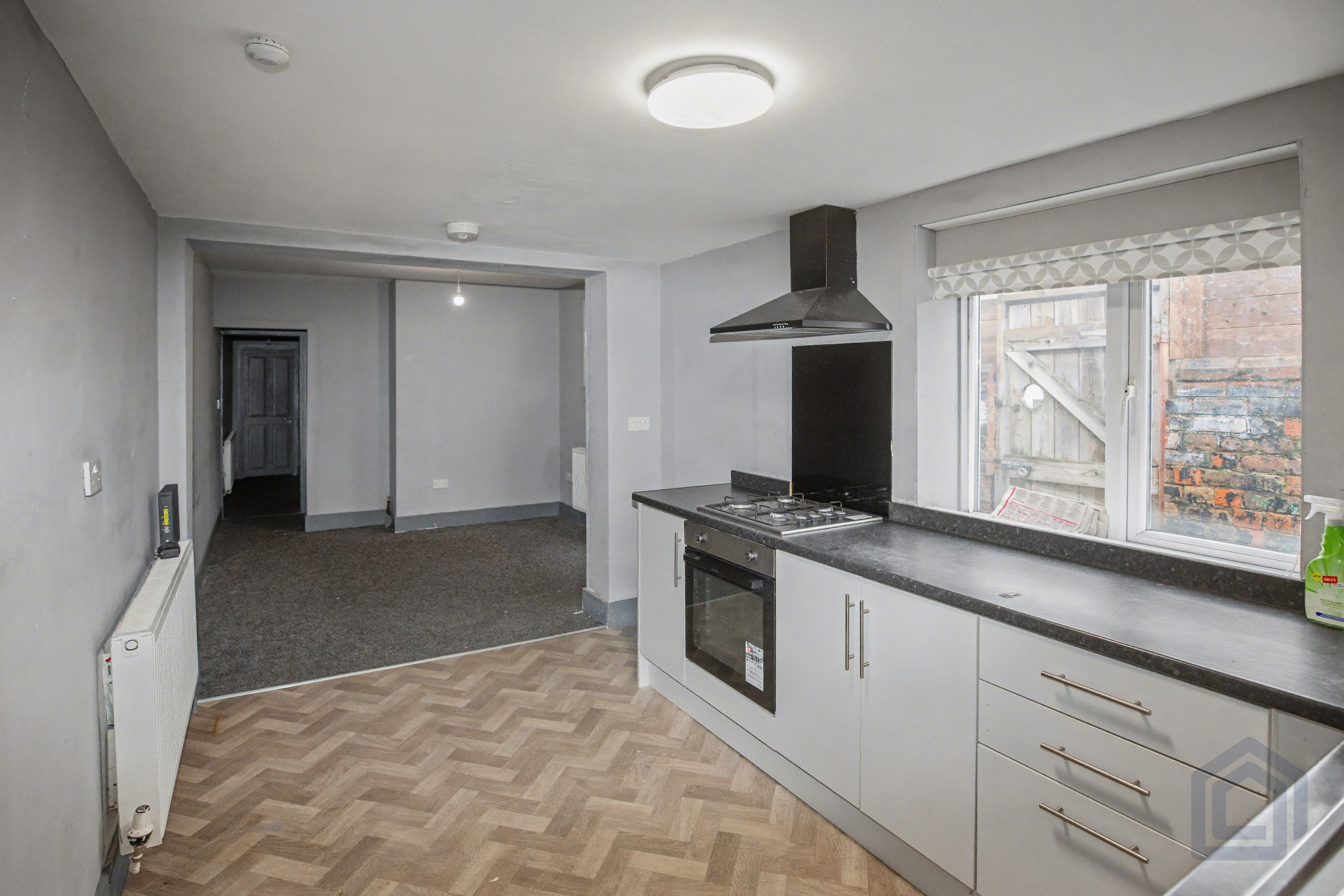 203 Weelsby Street, Grimsby, DN32 7PF