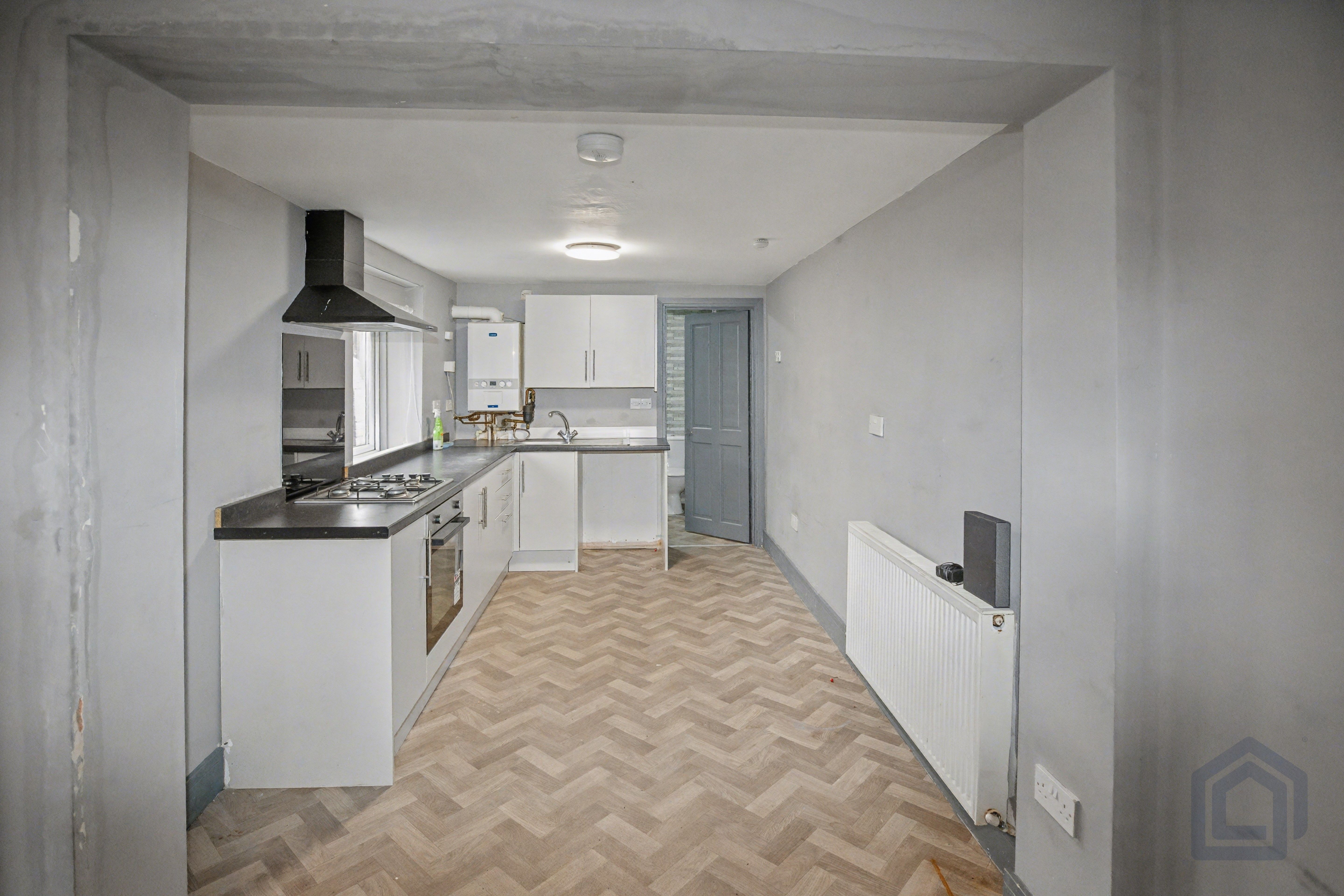 203 Weelsby Street, Grimsby, DN32 7PF