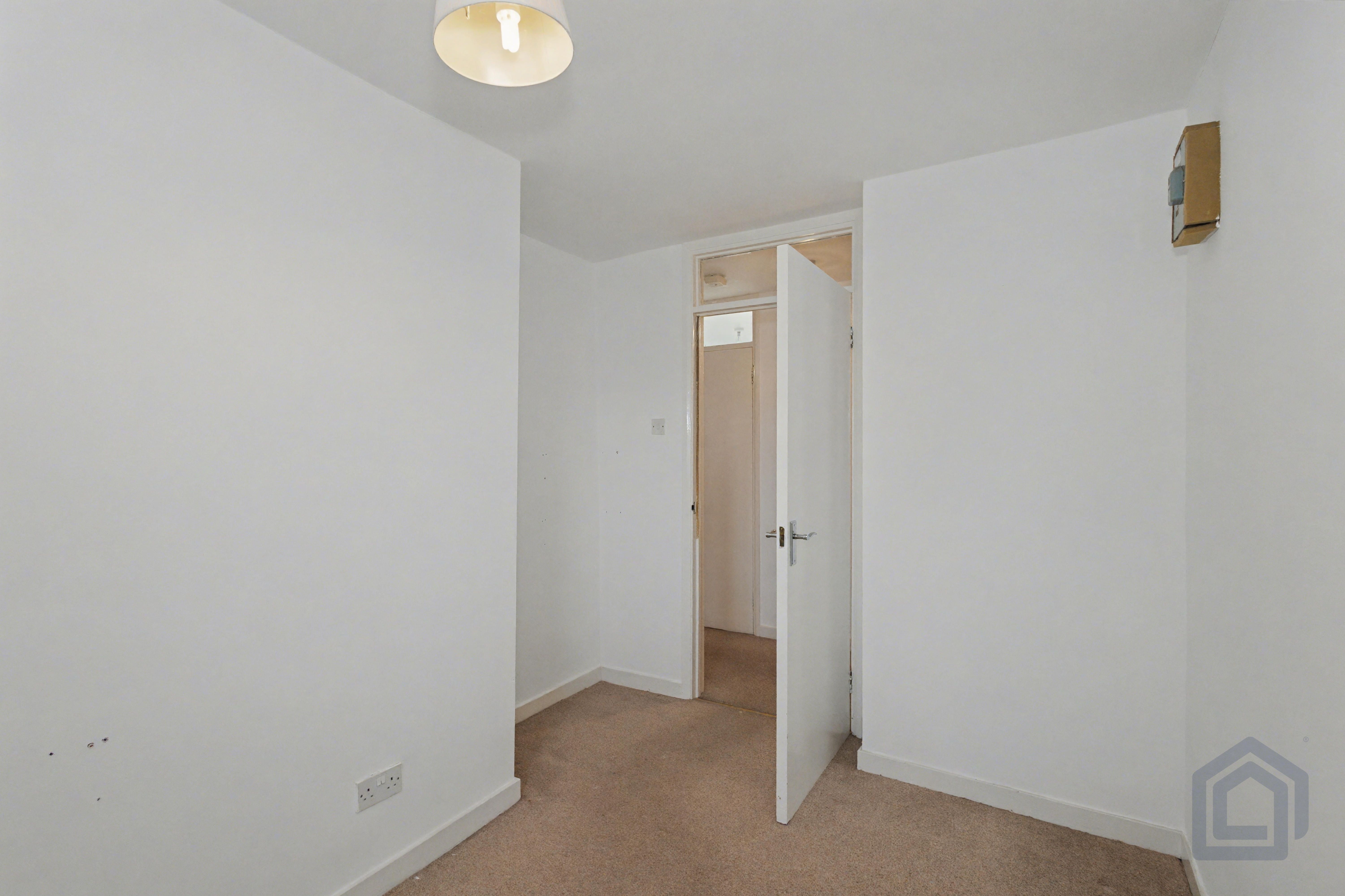 9 Pond Farm Close, Northampton, NN5 6JQ