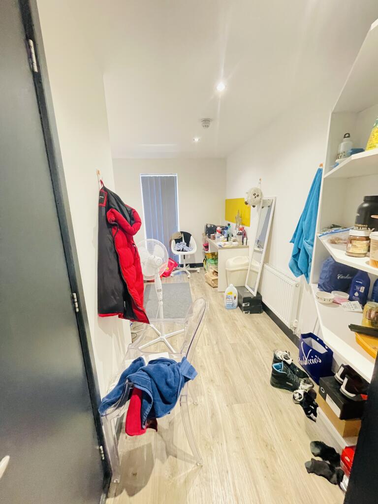 Flat 304 Block A, Spring Place, 4 Dumfries Street, Luton, LU1 5FT