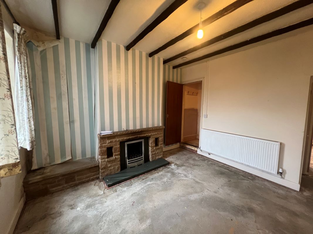 1 Chapman Lane
Grassmoor, Chesterfield, S42 5EN