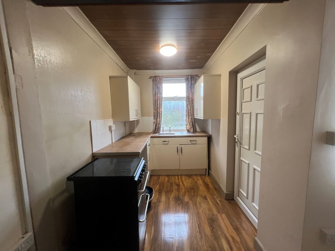 1 Chapman Lane
Grassmoor, Chesterfield, S42 5EN