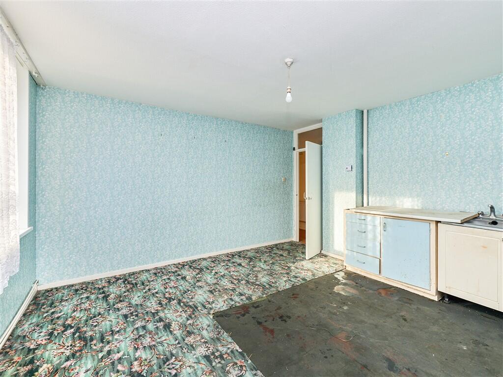 5 The Oaks, London, SE18 7JR