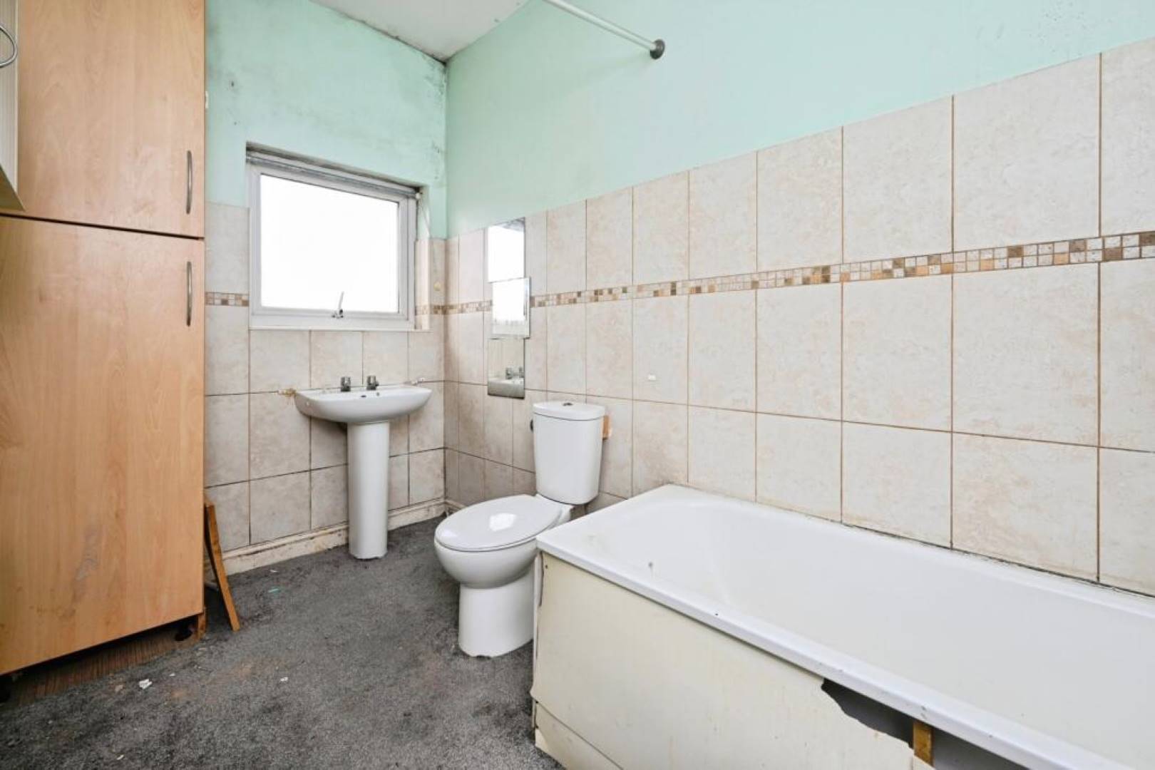 3 Sherwood Street, Nottingham, NG17 9HU