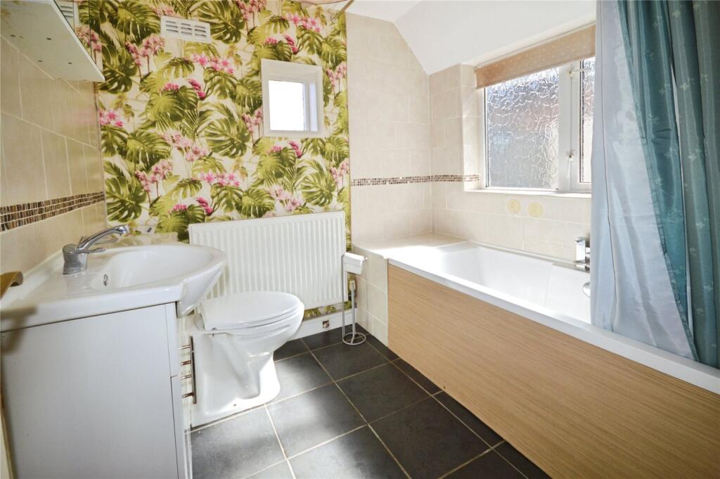 134 Oversetts Road
Newhall, Swadlincote, DE11 0SN